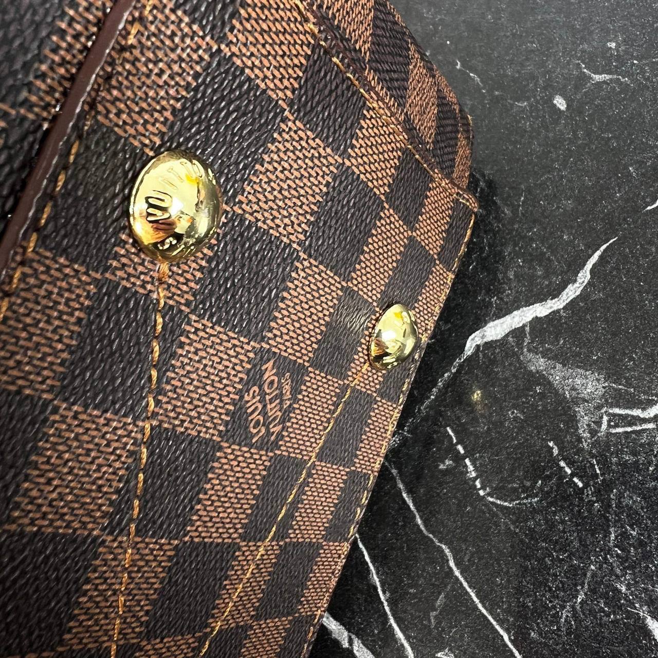 Louis Vuitton Montaigne Bag Medium 

529