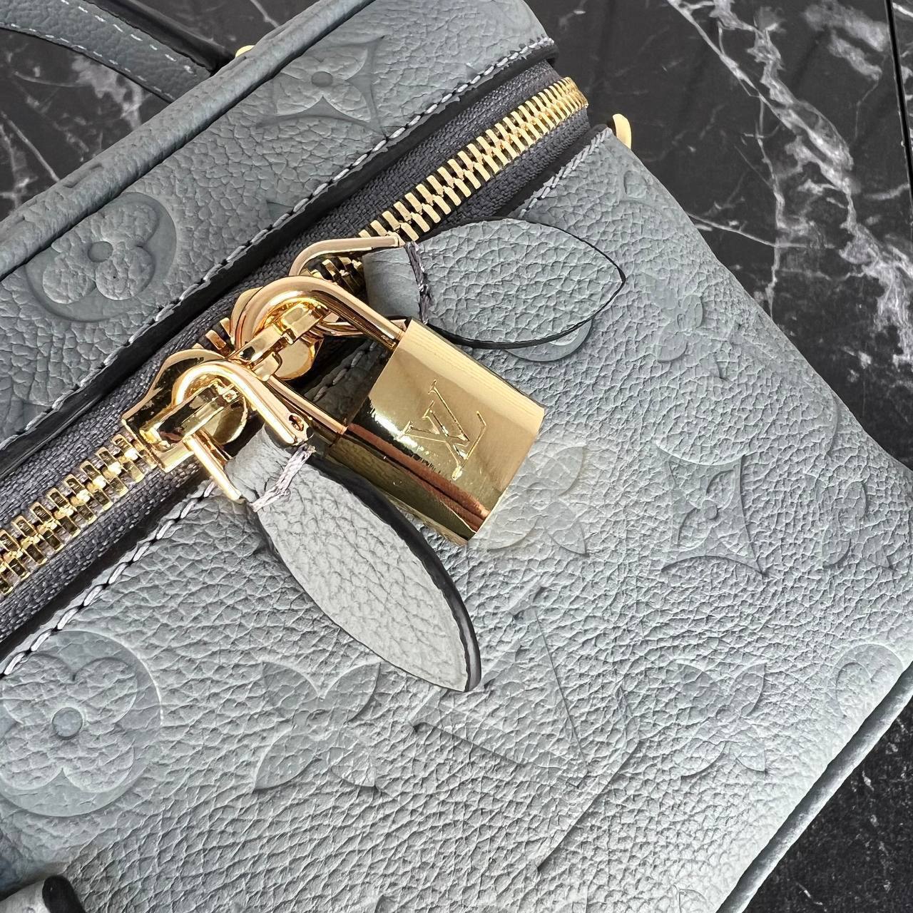 Louis Vuitton Vanity PM 

860-2 ⭐️