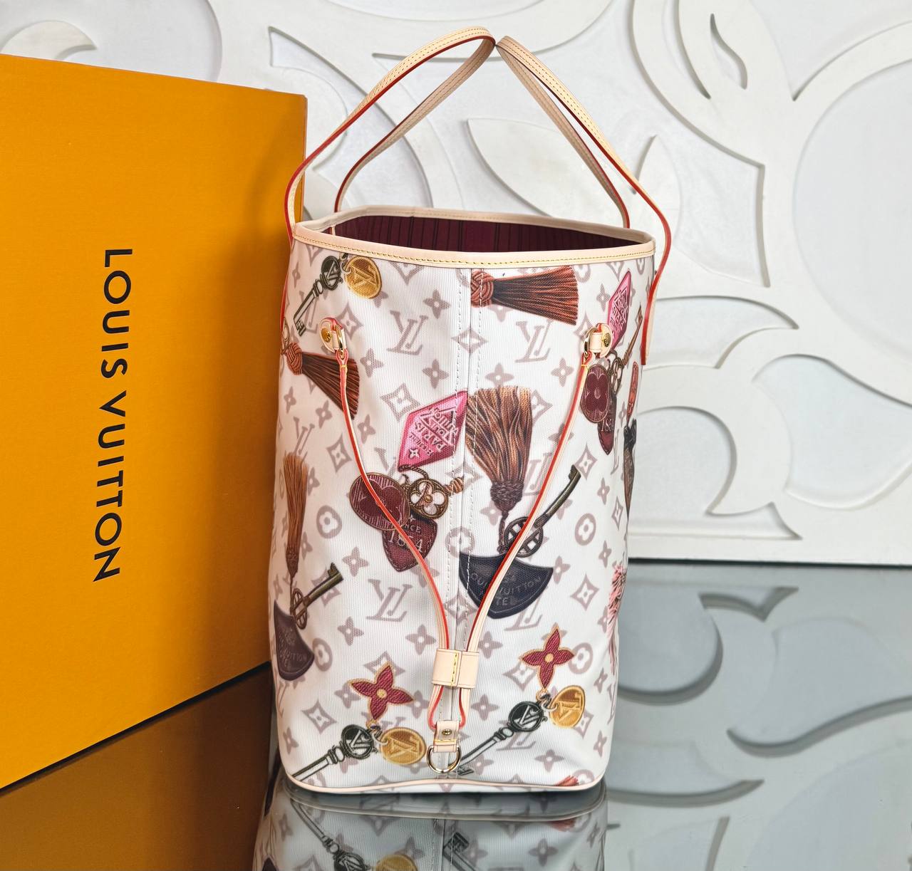 Louis Vuitton Neverfull GM
Limidet 1854 
910815 ⭐️
