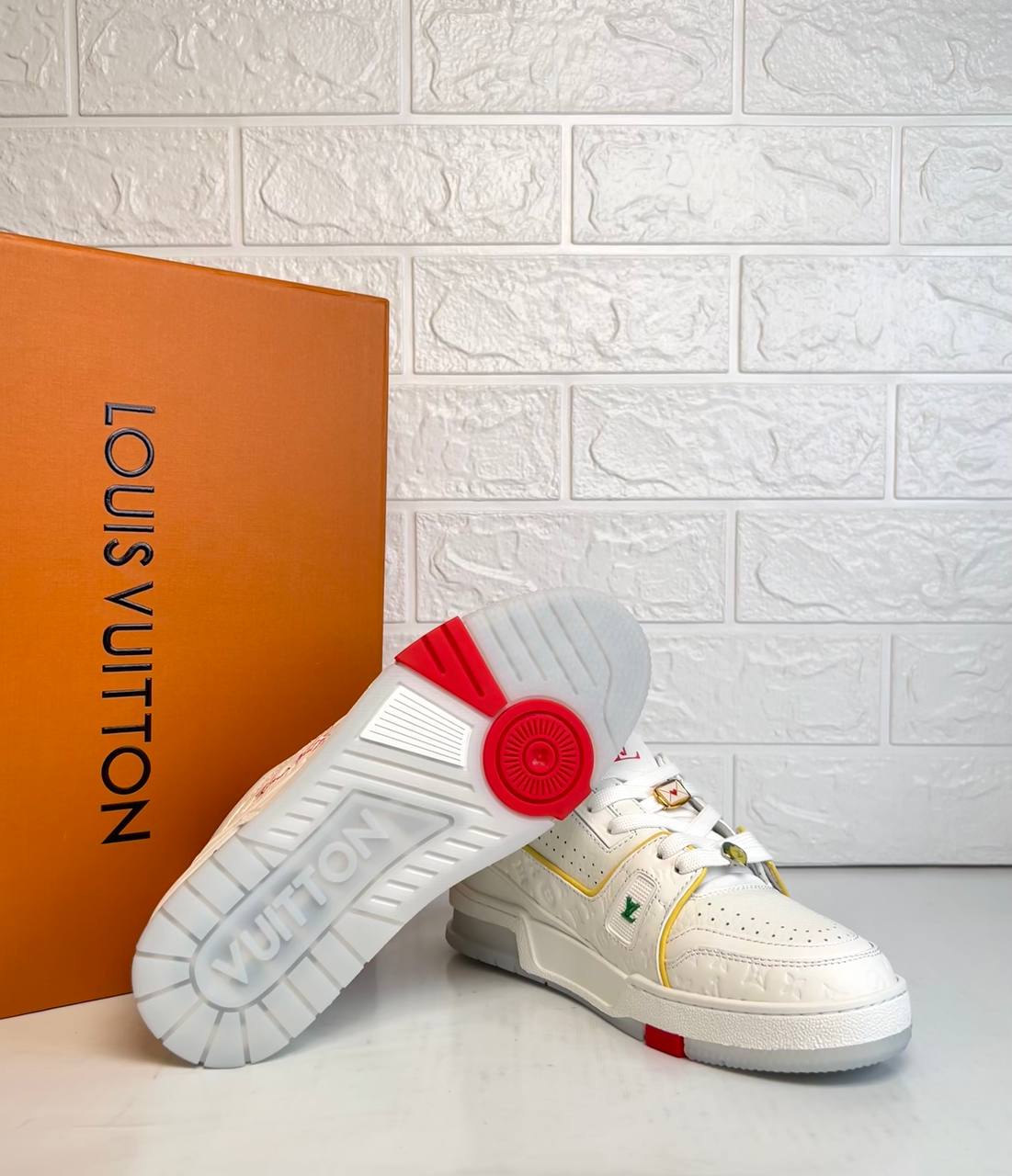 Louis Vuitton Trainer Sneaker

911169 ⭐️