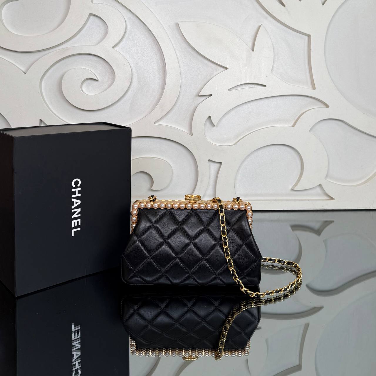 Chanel Mini Clutch

20x11.5 cm
910759 ⭐️