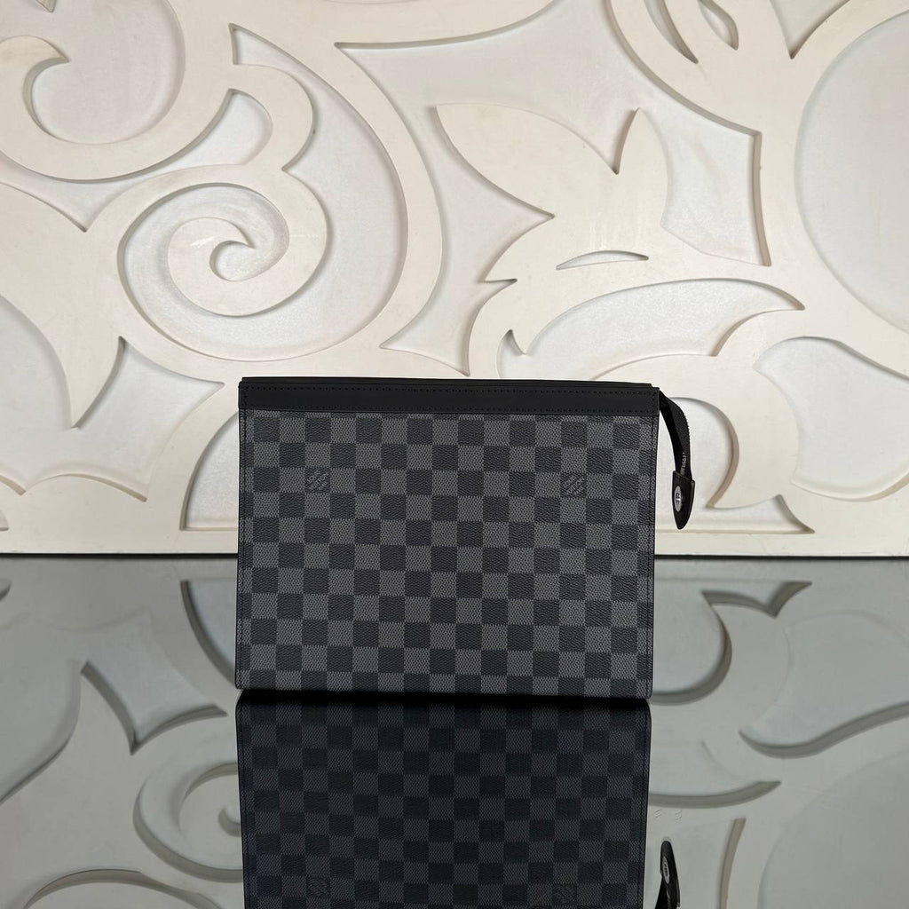 Louis Vuitton Pochette Voyage MM
Επιλογή χρώματος έπειτα από τηλεφωνική επικοινωνία 
910606 ⭐️