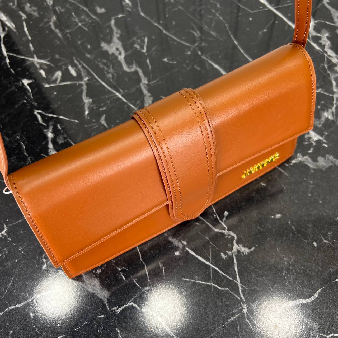 Jacquemus Lee Petit Bambino 

28x15 cm
5736-1 ⭐️