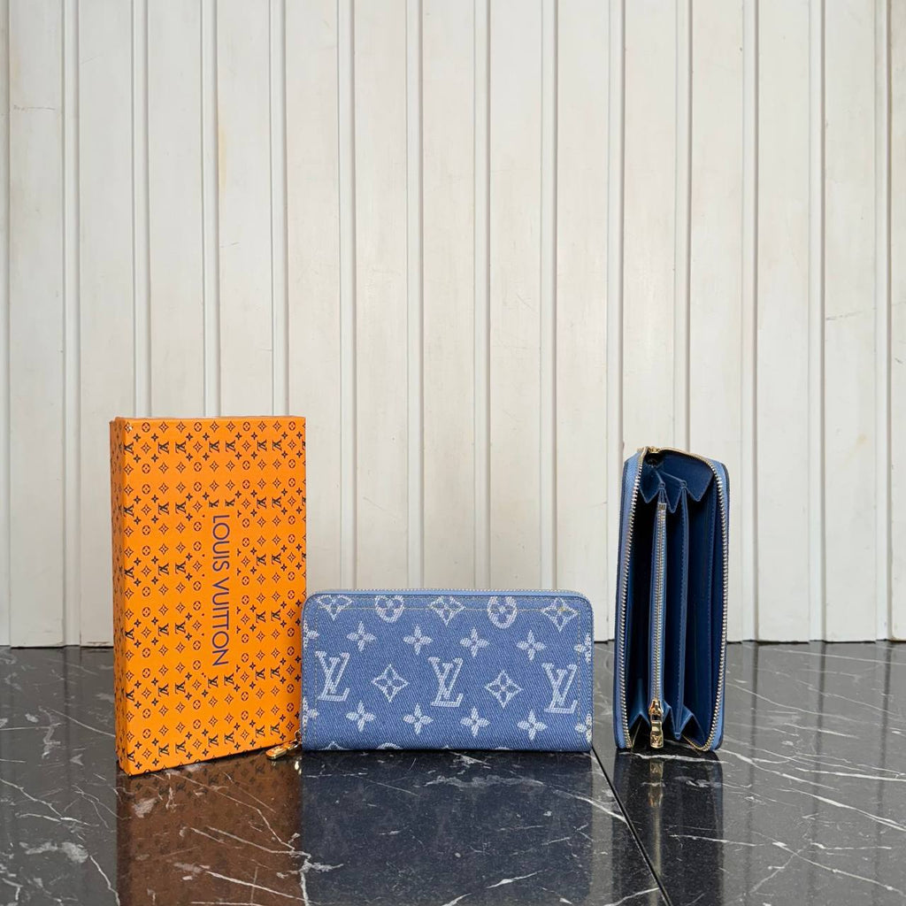 Louis Vuitton Zippy Wallet 

20x10 cm 
28.B ⭐️