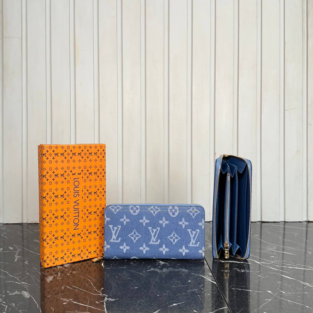 Louis Vuitton Zippy Wallet 

20x10 cm 
28.B ⭐️