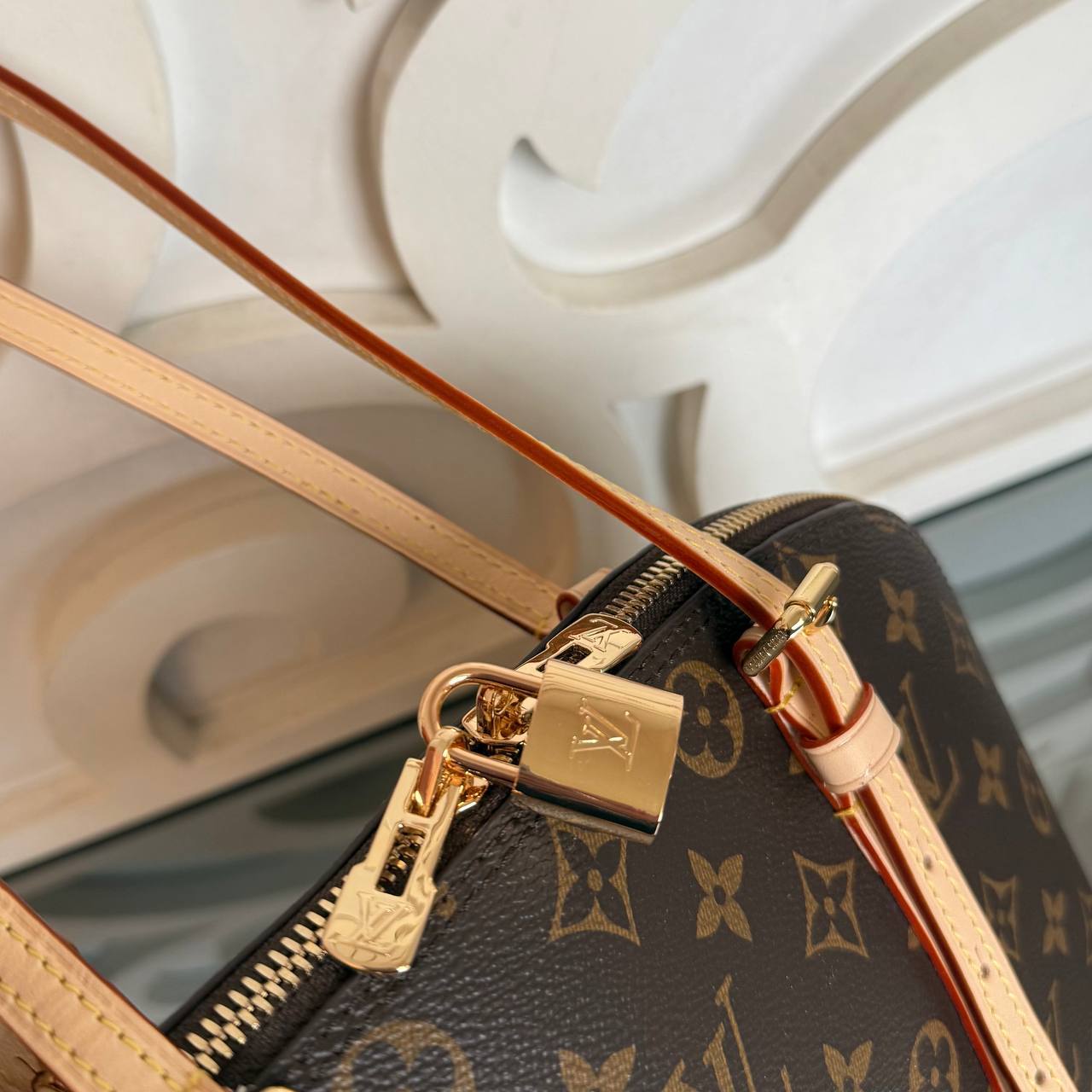 Louis Vuitton Squire East West

910584 ⭐️