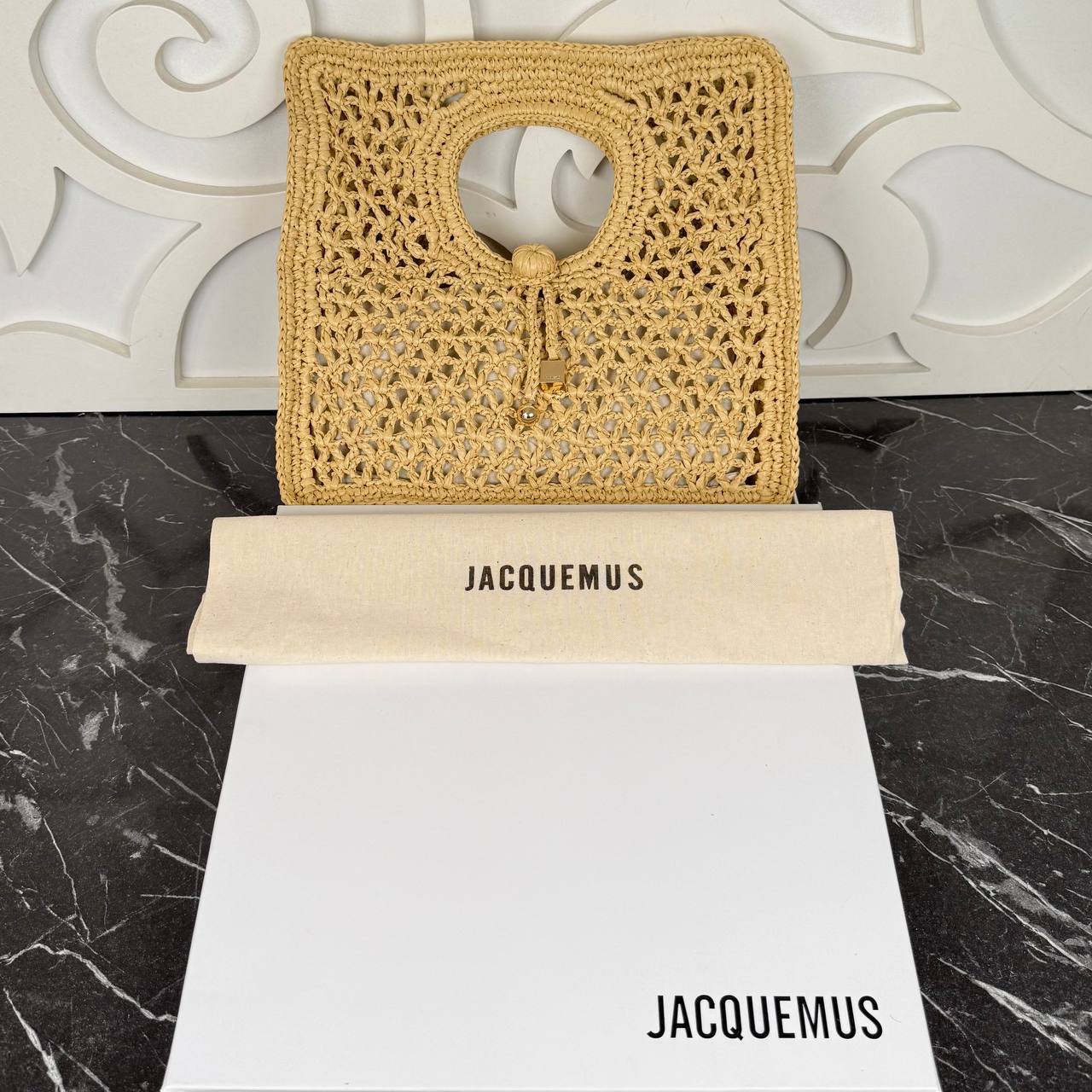 Jacquemus The Spaiggia Raffia Tote Bag 

32x32 cm
910276 ⭐️
