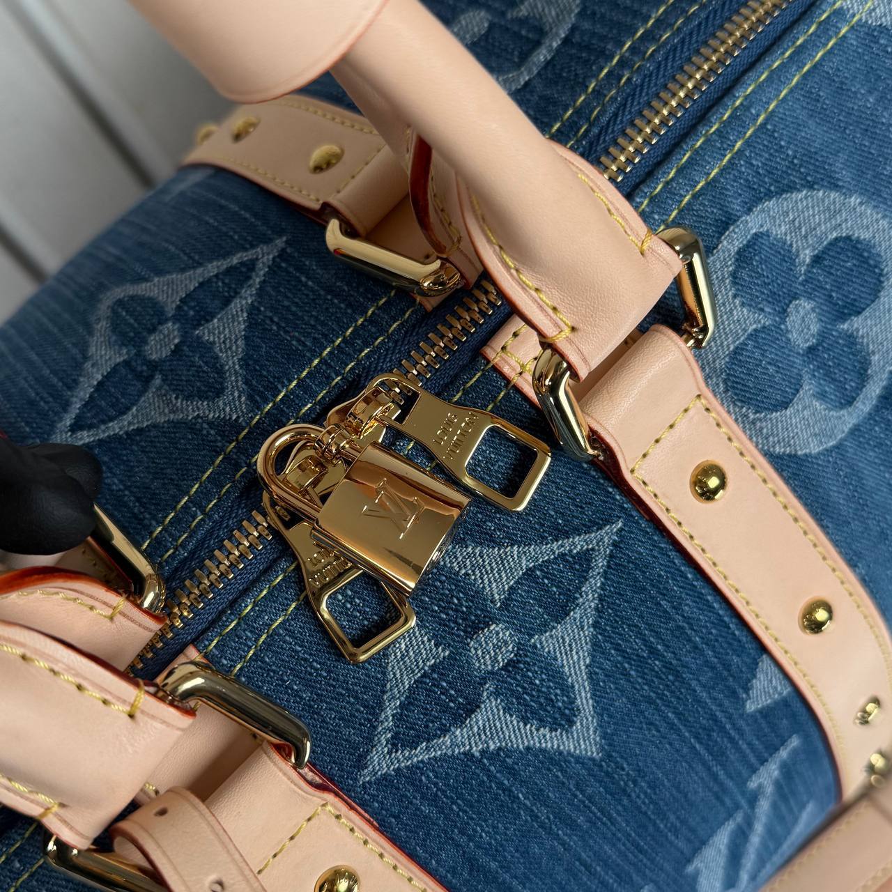 Louis Vuitton Keepall Denim 45 

5853 ⭐️