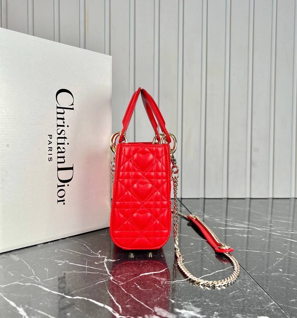 Christian Dior Lady Dior Bag Small 

16x16 cm 
5437-1
