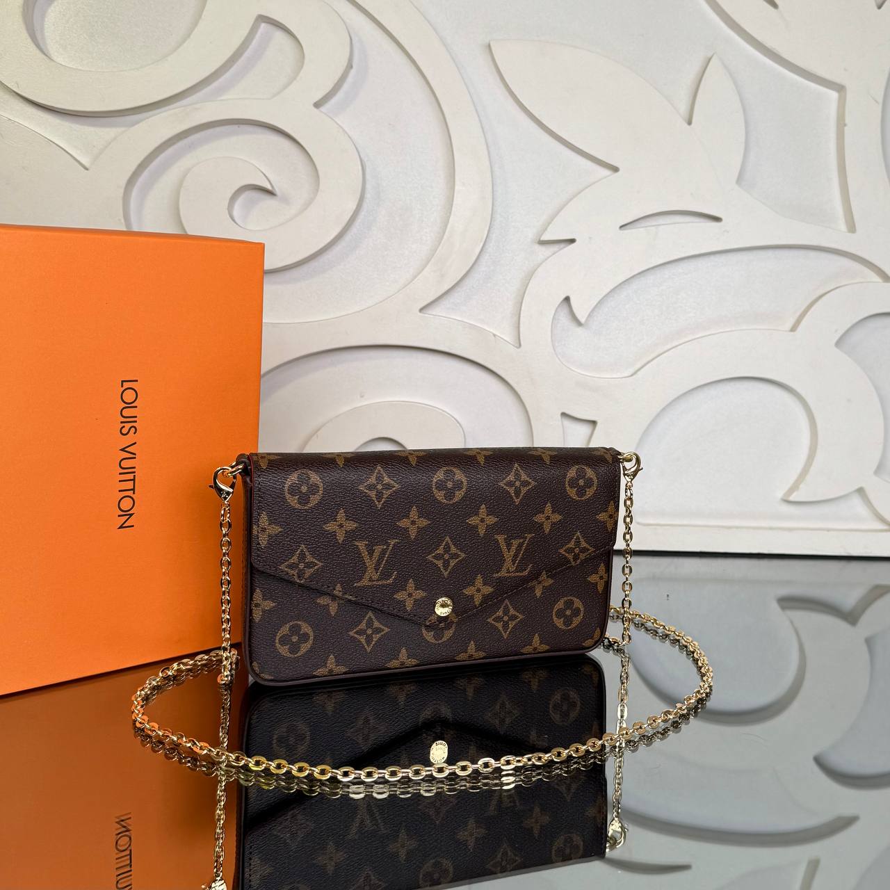 Louis Vuitton Felicie Pochette Monogram 

96.A ⭐️