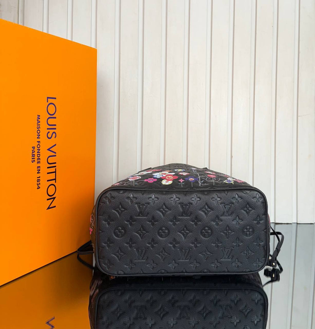 Louis Vuitton LV x TM Neverfull MM

910126 ⭐️