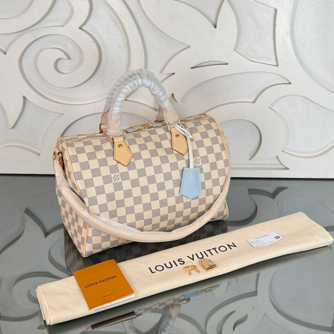 Louis Vuitton Speedy Soft 30 

30x20 cm
910891 ⭐️