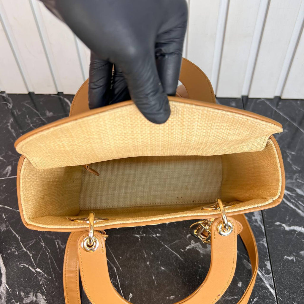 Christian Dior Lady Dior Raffia Bag Medium 

24x20 cm 
5479-2 ⭐️