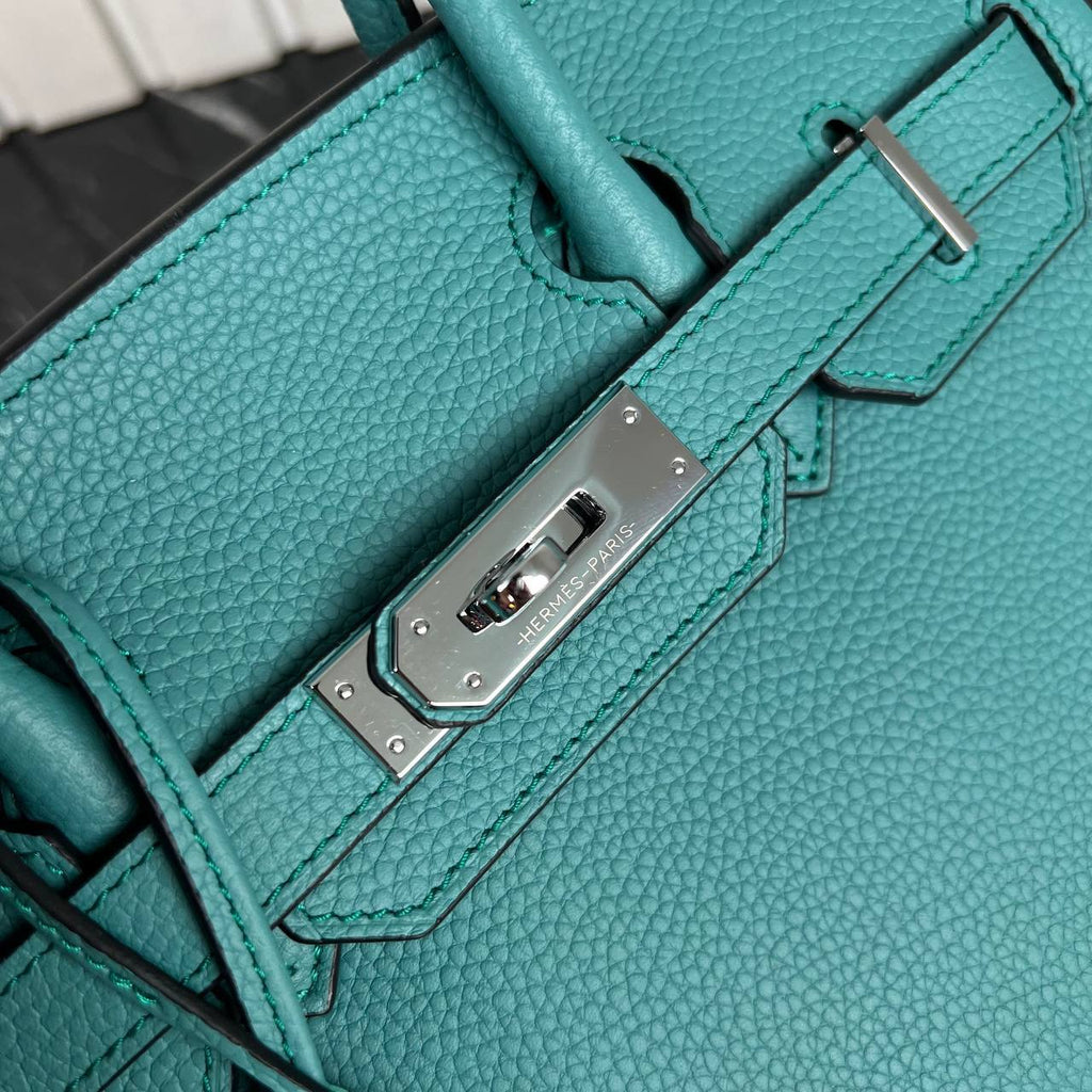 Hermes Birkin Bag 30 cm 

30x22 cm 
5071 ⭐️