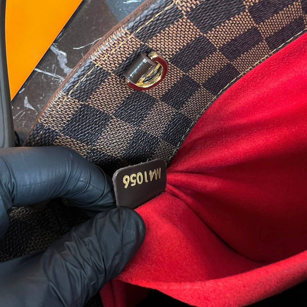 Louis Vuitton Montaigne Bag Medium 

529
