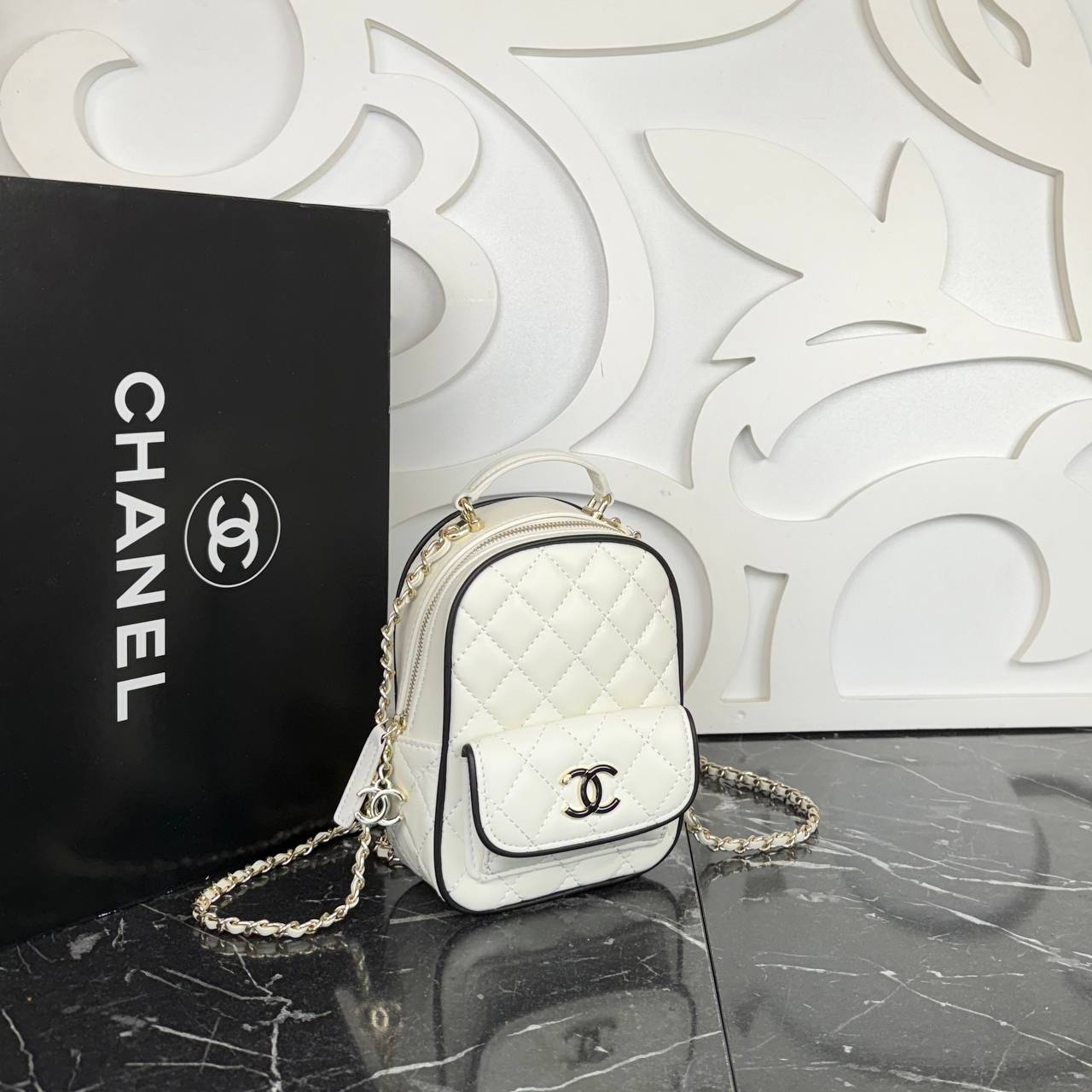 Chanel 24C Mini Backpack

13x18 cm 
910229 ⭐️