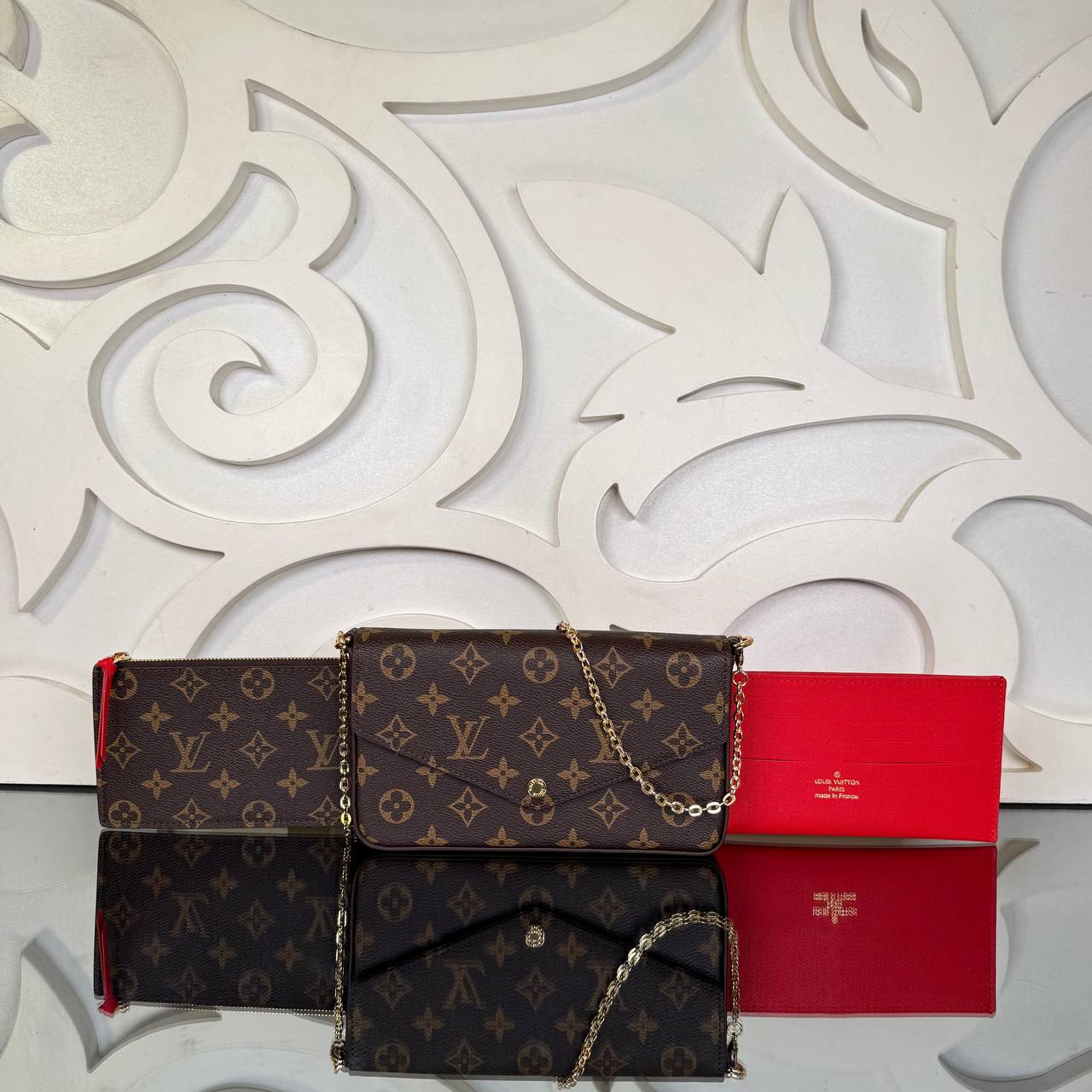 Louis Vuitton Felicie Pochette Monogram 

96.A ⭐️