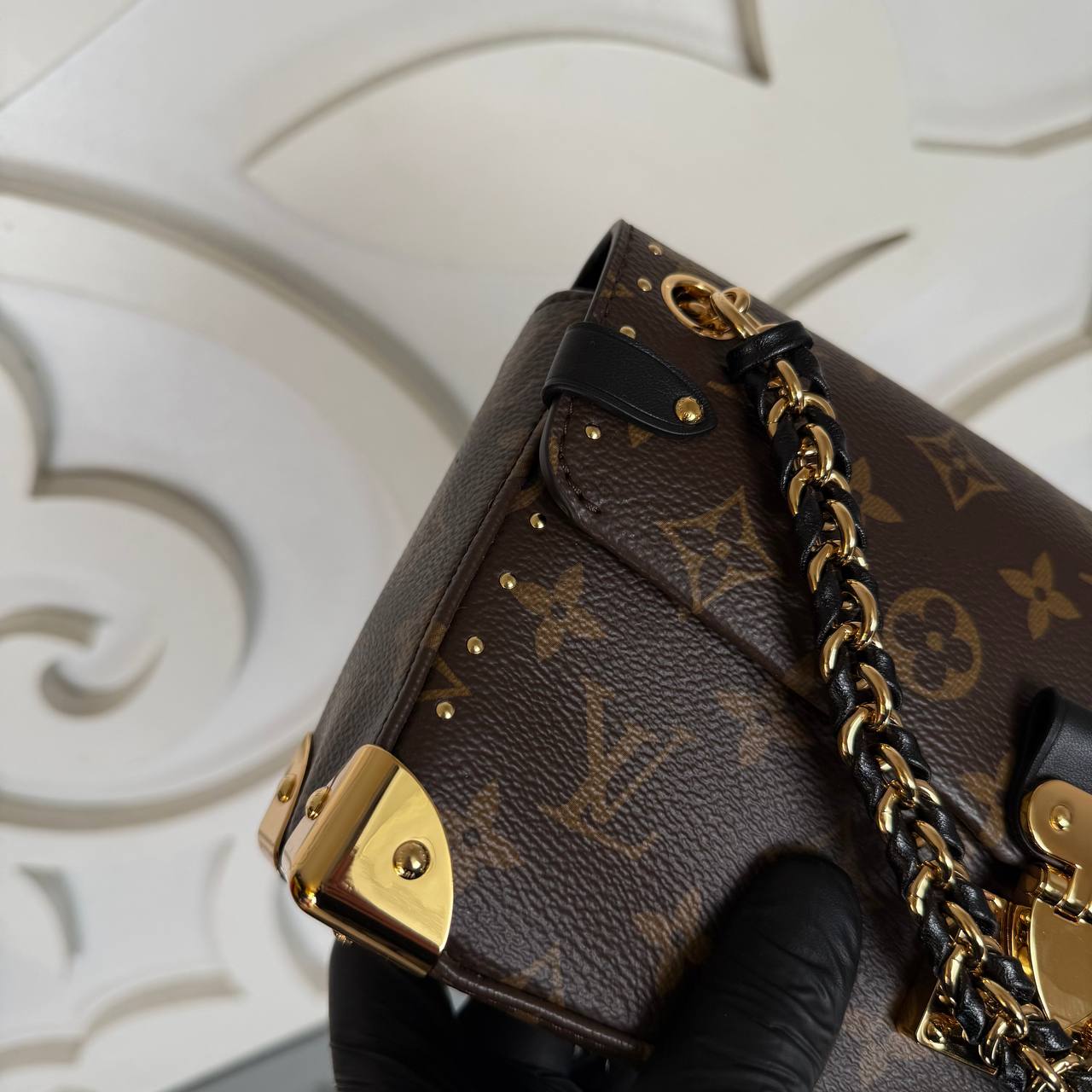 Louis Vuitton Trunkie East West

910471 ⭐️
