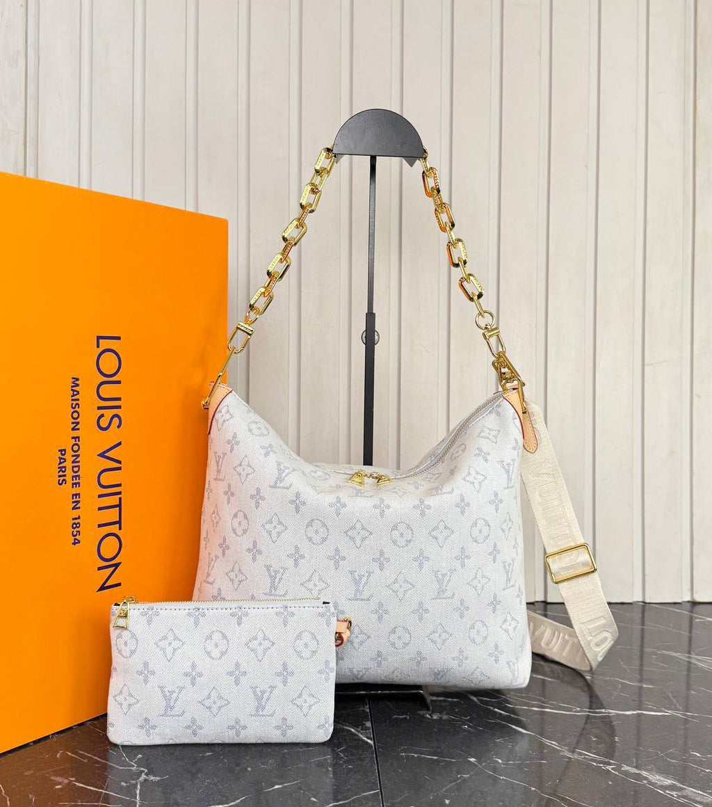 Louis Vuitton Coussin Hobo MM Denim

910136 ⭐️