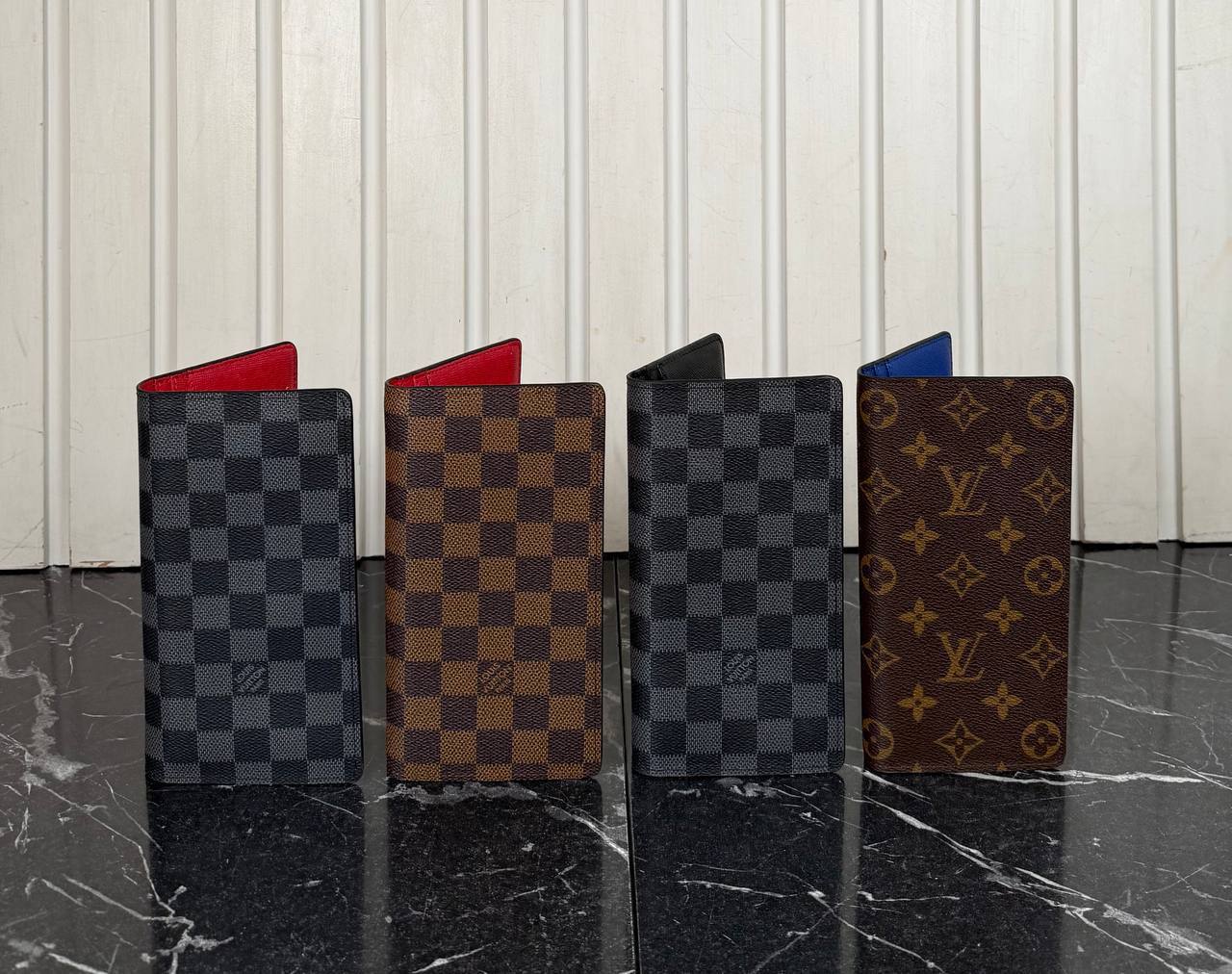 Louis Vuitton Brazza Wallet 

99 ⭐️