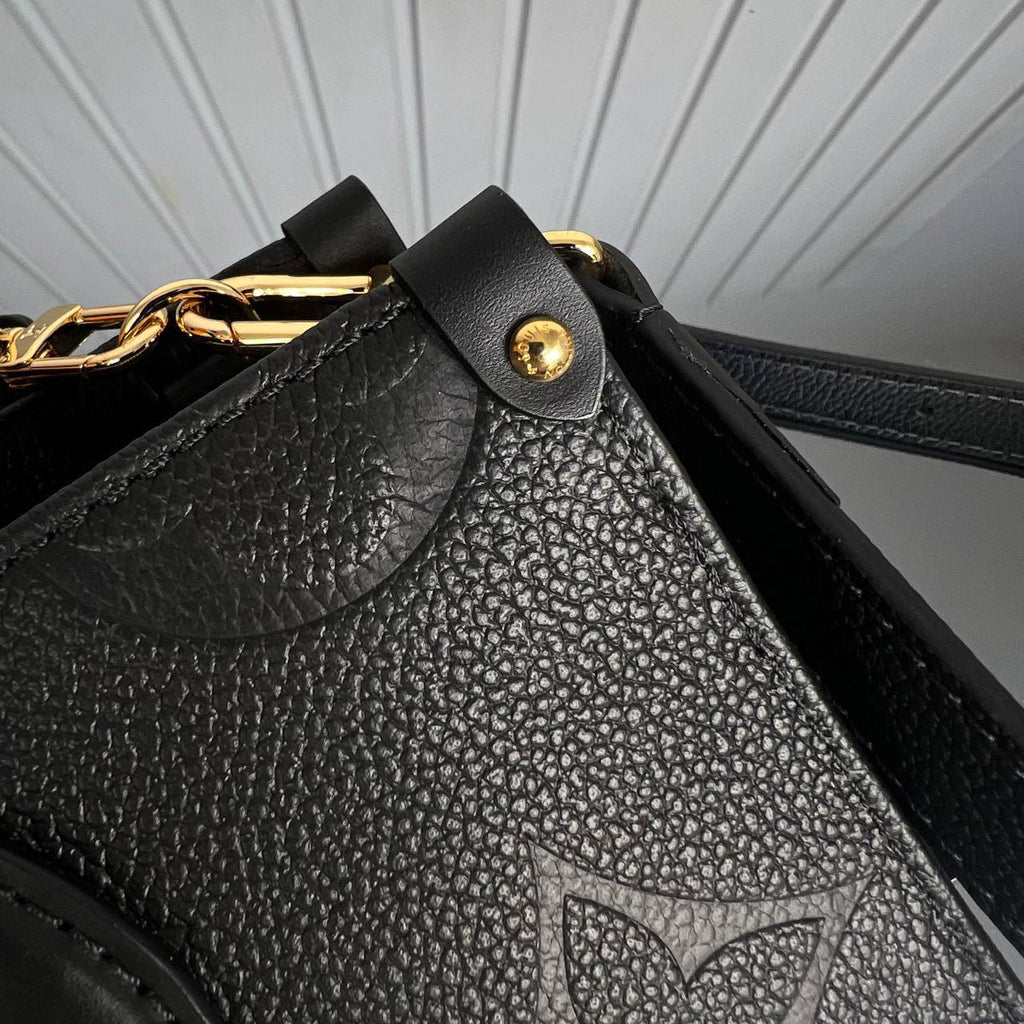 Louis Vuitton OnTheGo East West

5749-1 ⭐️