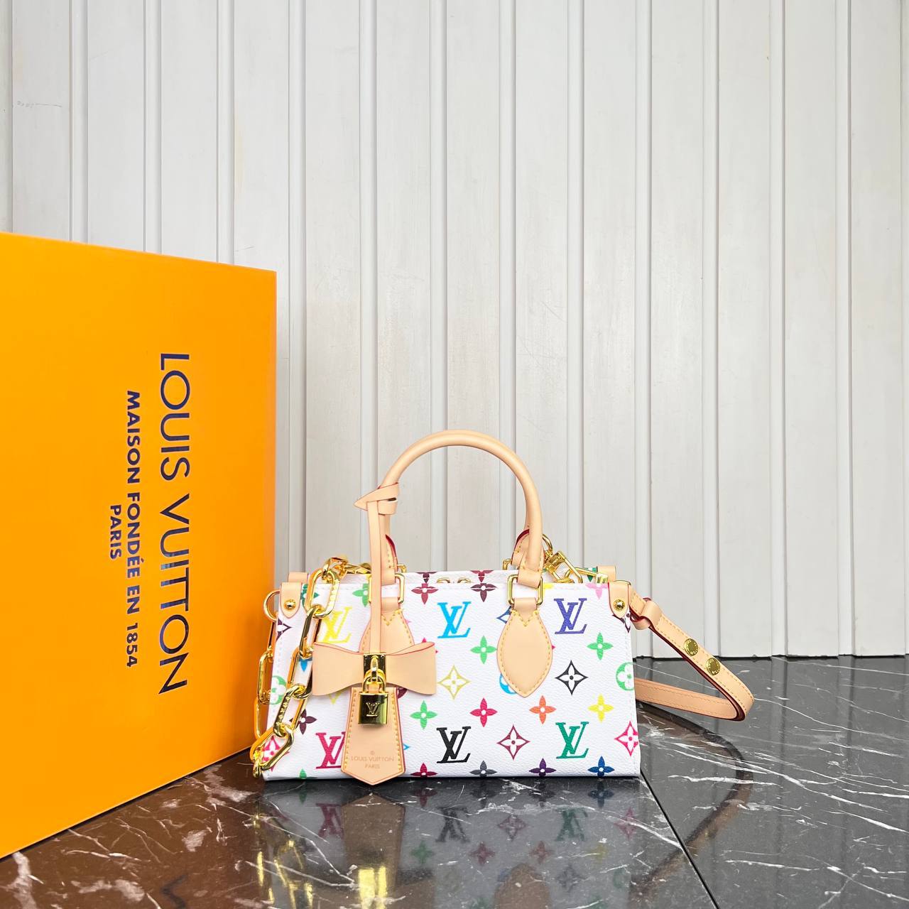 Louis Vuitton LV x TM OnTheGo East West 

6885 ⭐️