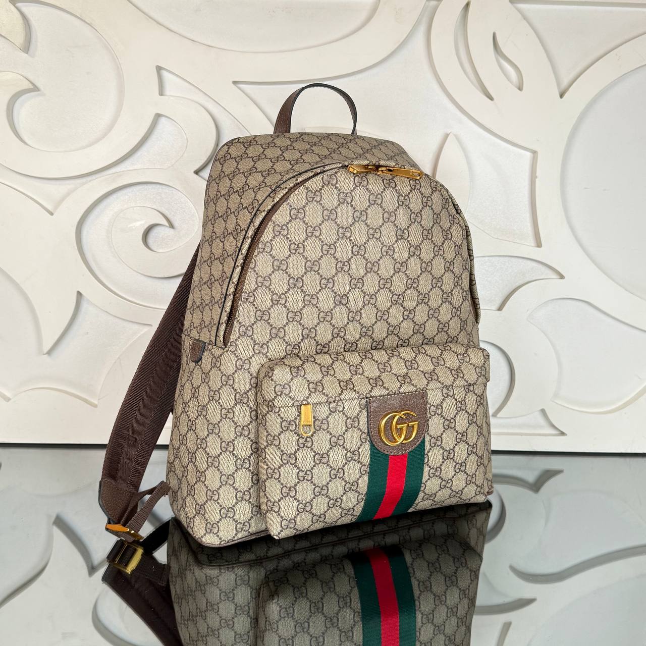 Gucci GG Ophidia Large Backpack

35x37 cm
910374 ⭐️