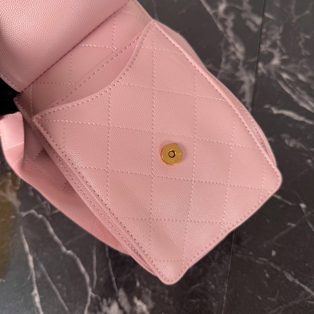 Chanel 25 Small Handbag

29x19 cm
910139 ⭐️