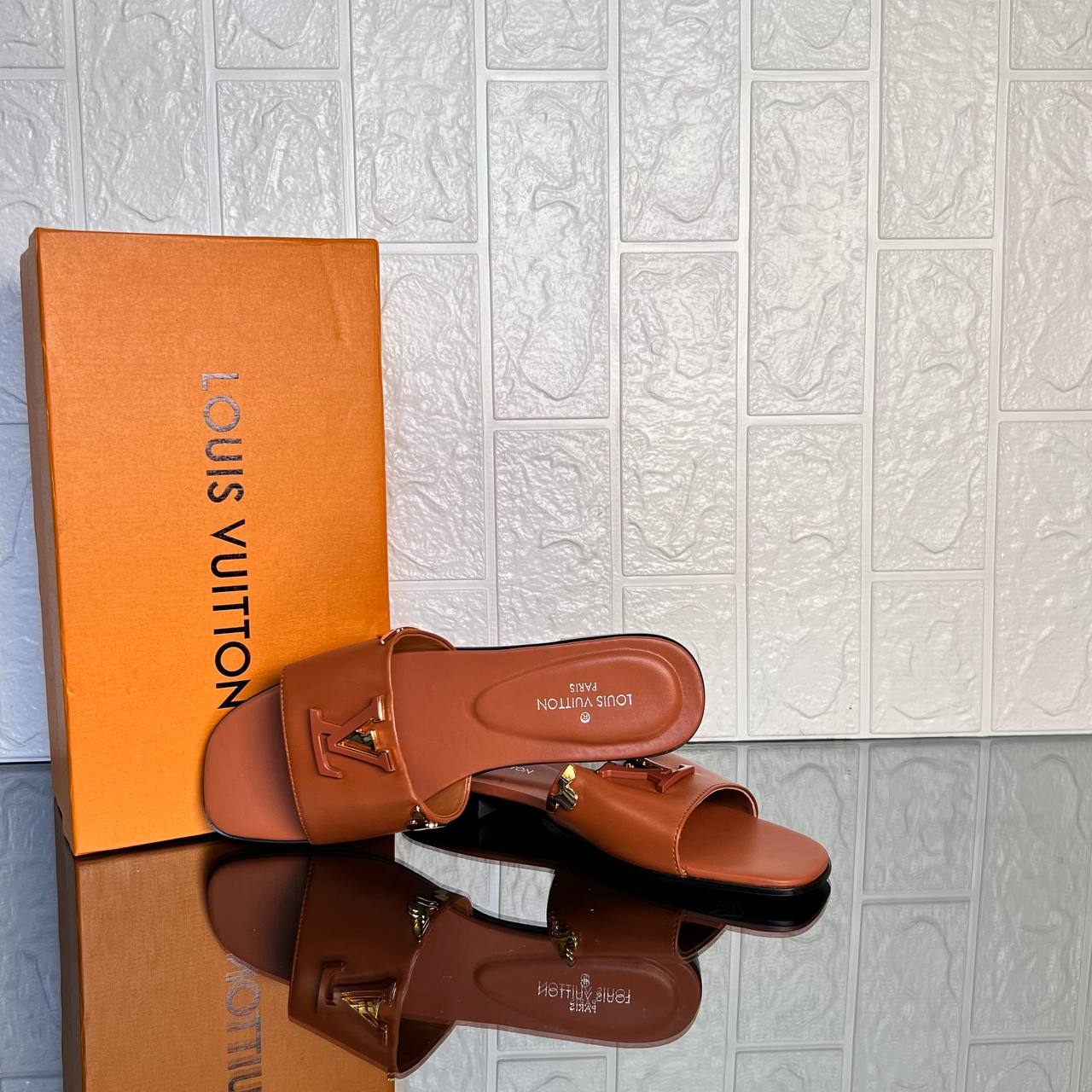 Louis Vuitton Mare Flat Mule

911256 ⭐️