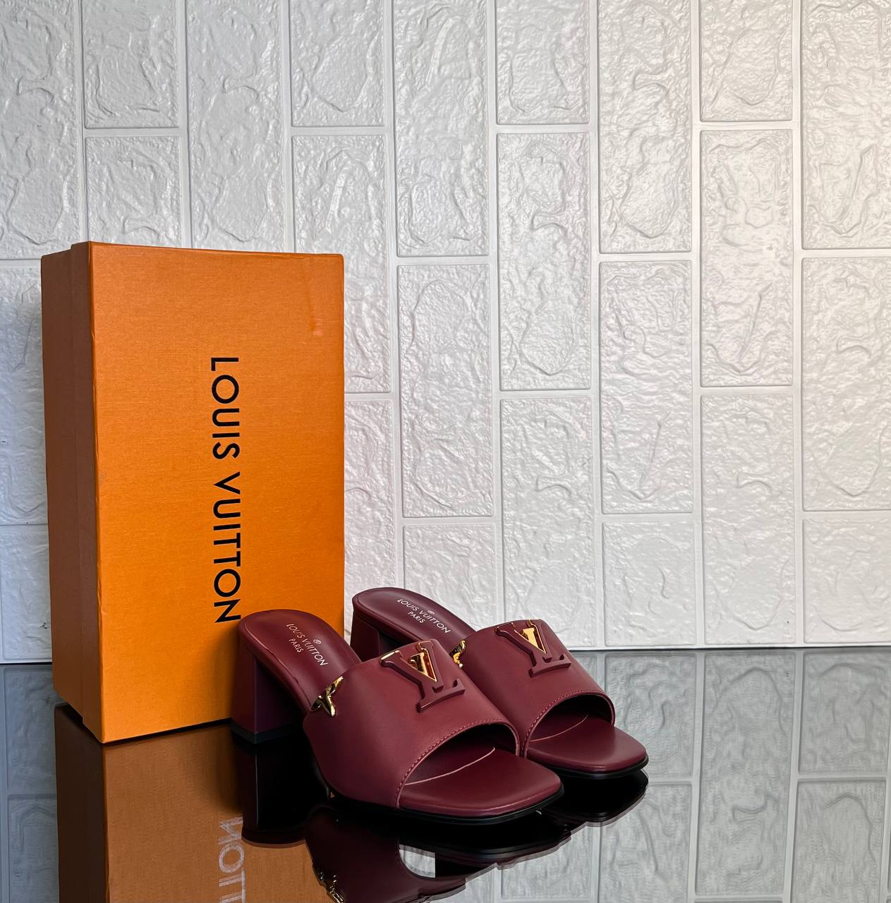 Louis Vuitton Mare Mule 8cm

911237 ⭐️