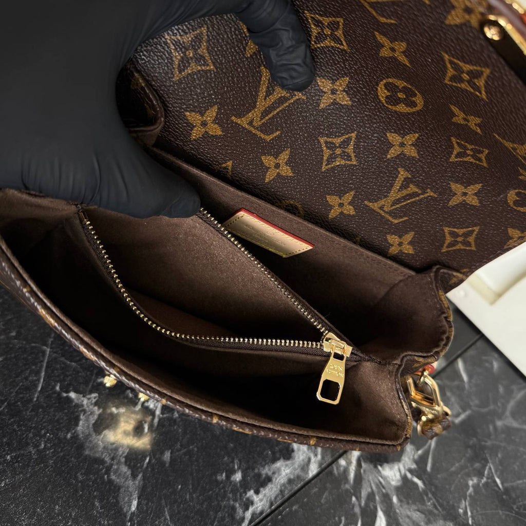 Louis Vuitton Pochette Metis East West 

5580-1 ⭐️