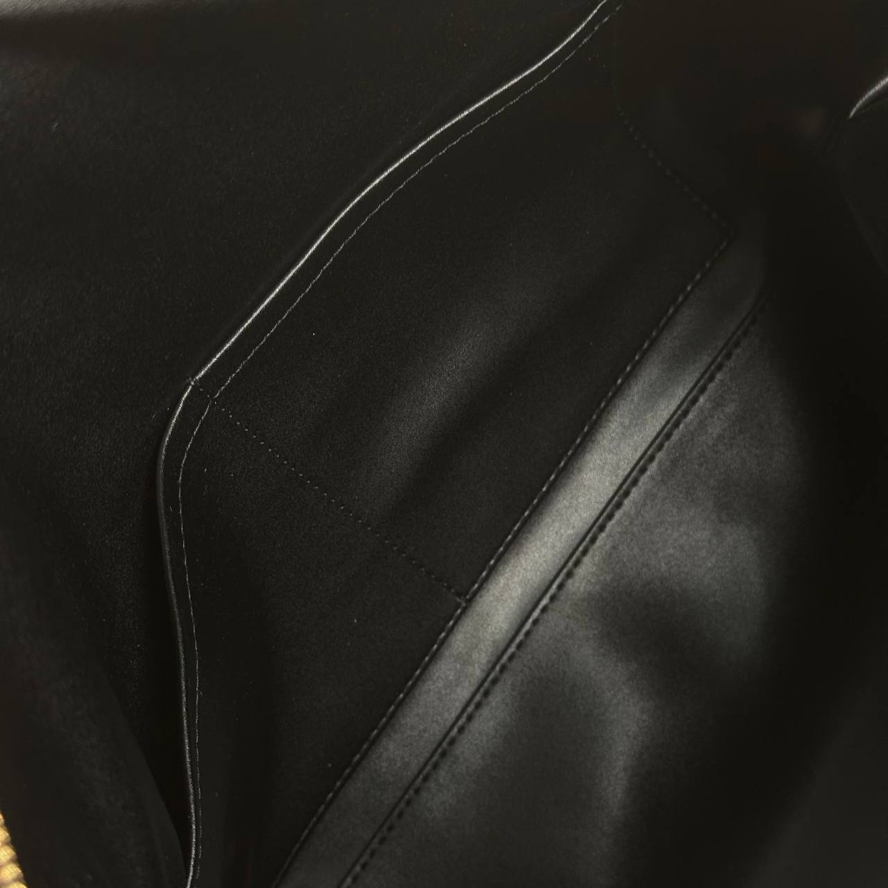 Louis Vuitton Speedy Soft 40 cm 

910176 ⭐️