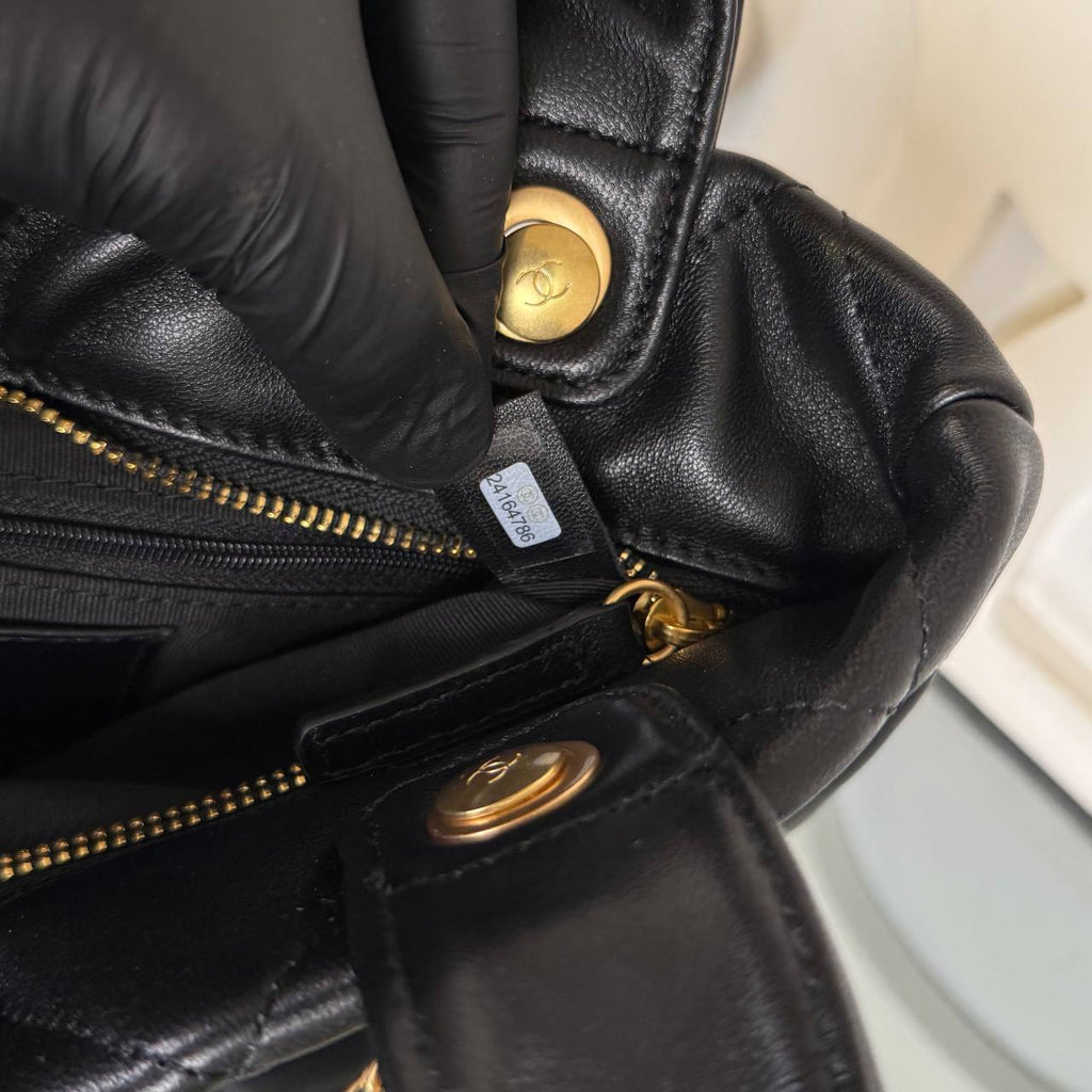 Chanel Bow Bag 

36x26 cm
910399 ⭐️
