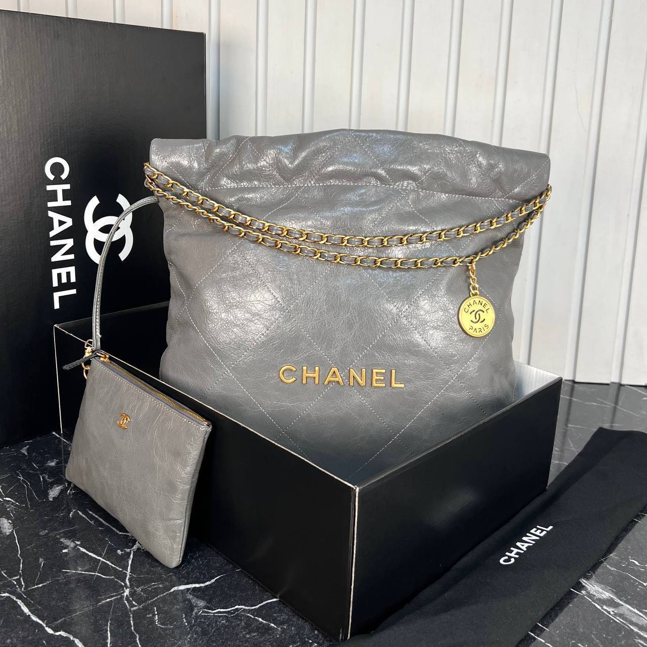 Chanel 22 Handbag

33x39 cm 
5648 ⭐️