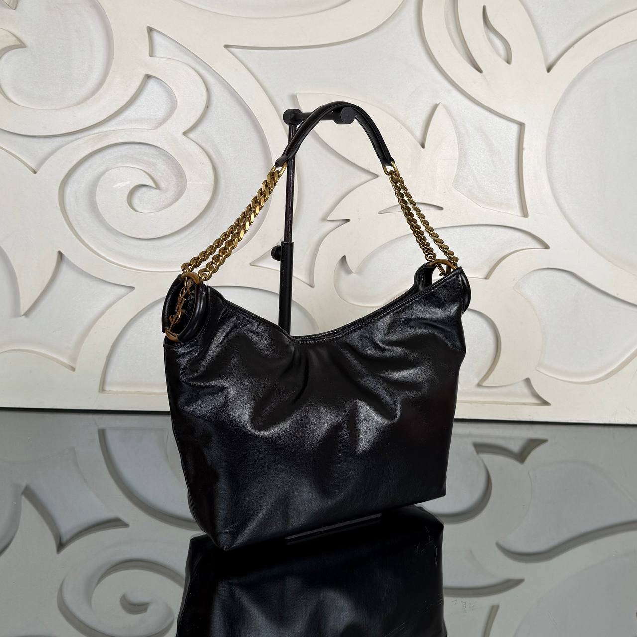 Saint Laurent Hortense Small Hobo 

23x18 cm 
910898 ⭐️
