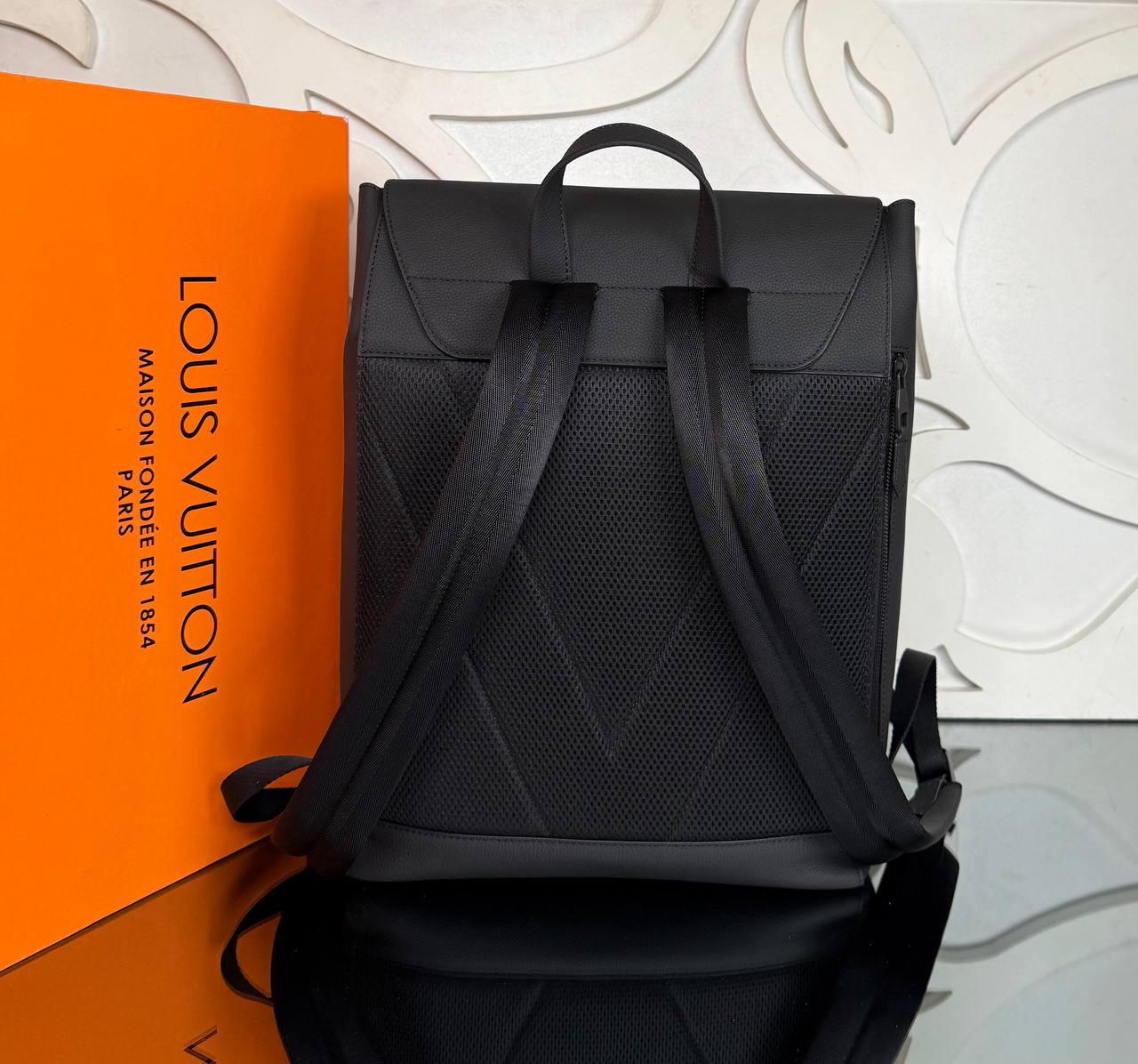 Louis Vuitton Fastline Backpack

910457 ⭐️