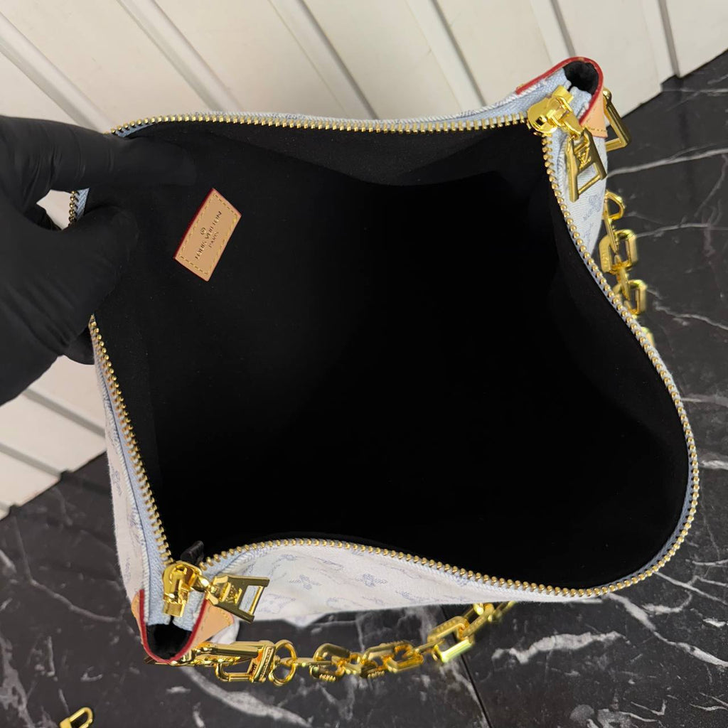 Louis Vuitton Coussin Hobo MM Denim

910136 ⭐️