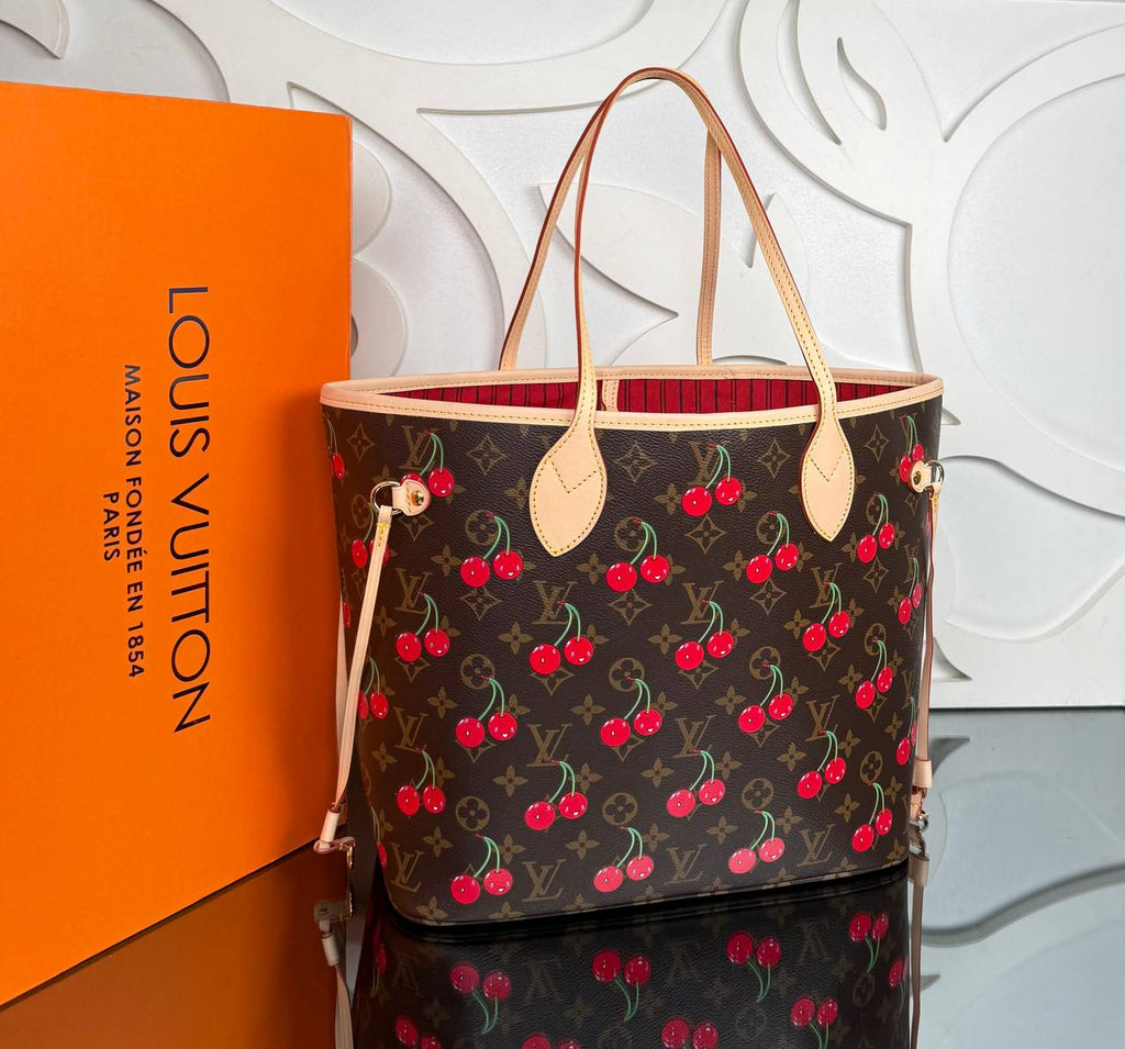 Louis Vuitton LV x TM Neverfull MM x murakami 

⭐️