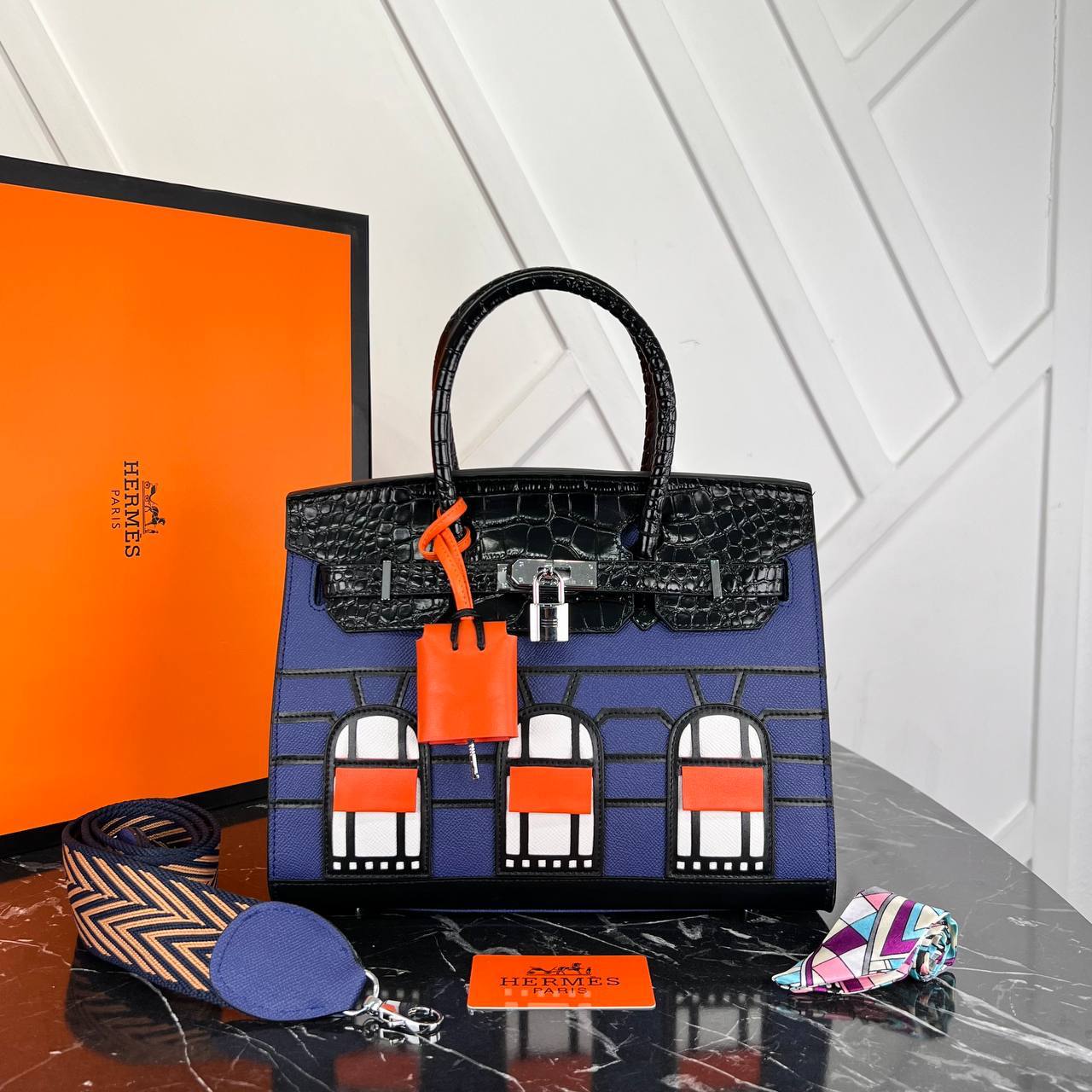Hermes Birkin Bag 30 Cm 

30x22 Cm 
5447_4⭐️