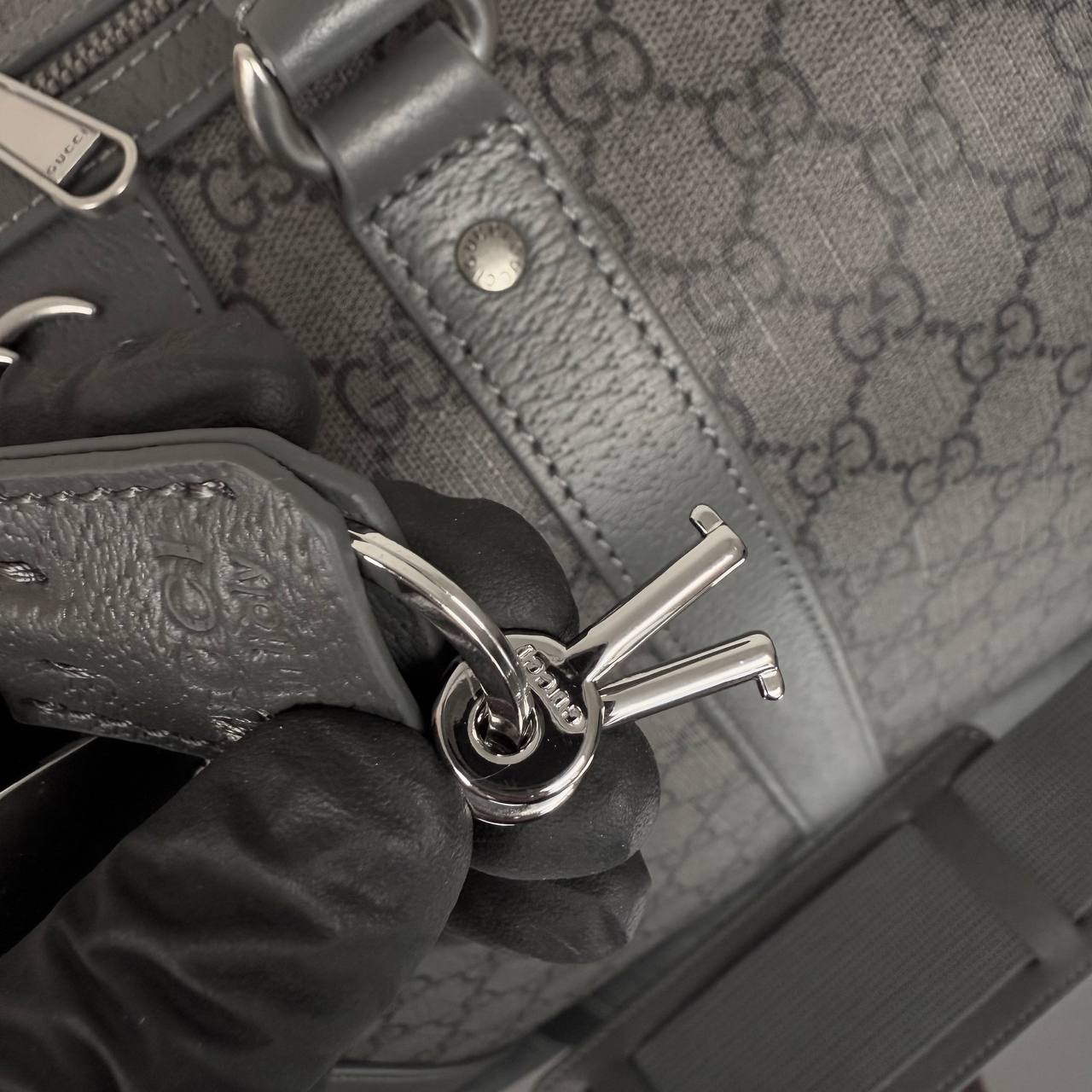 Gucci Ophidia Large Duffle Bag 

52x30 cm