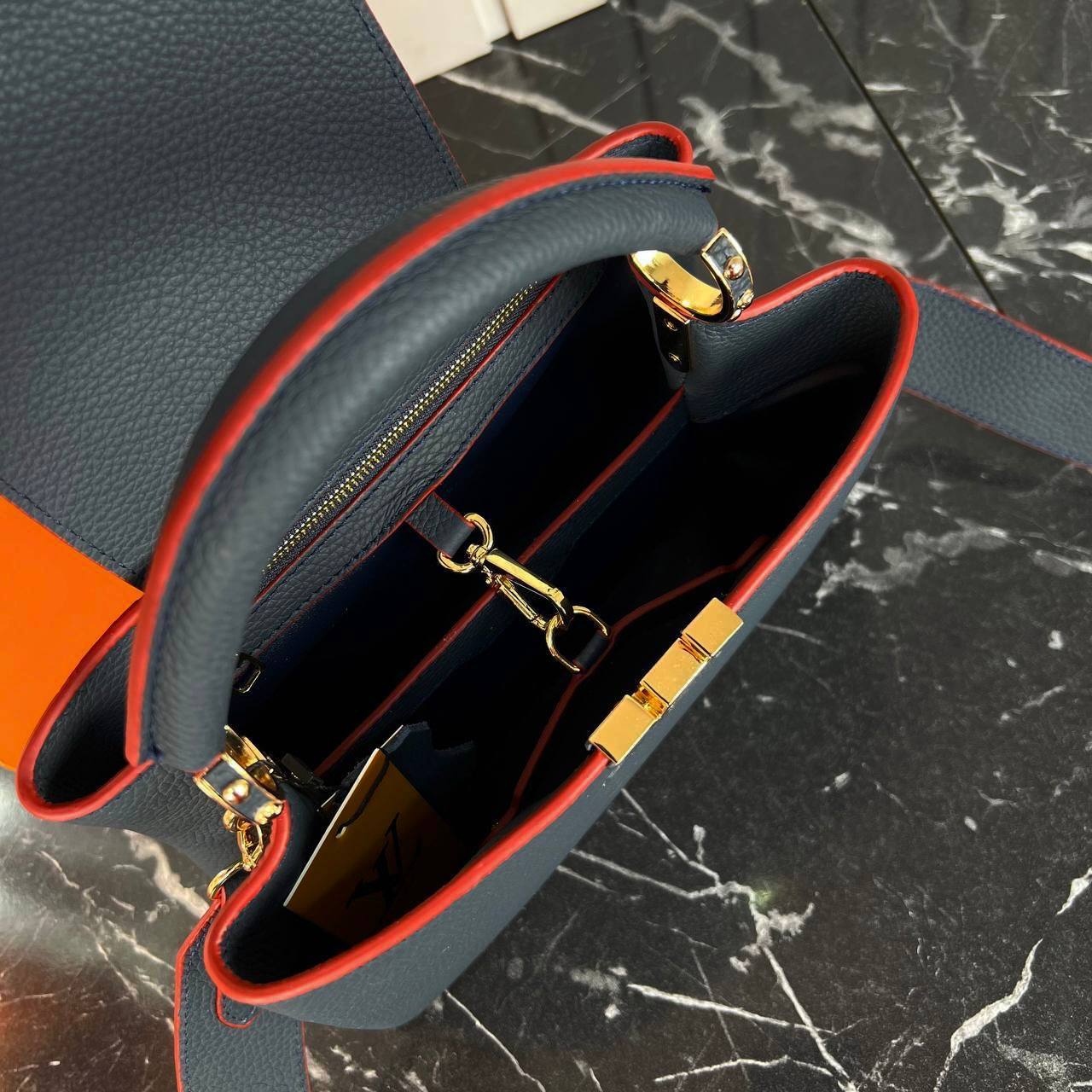 Louis Vuitton Capucines BB 

5565-3 ⭐️