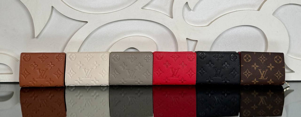 Louis Vuitton Clea Wallet 

210182 ⭐️