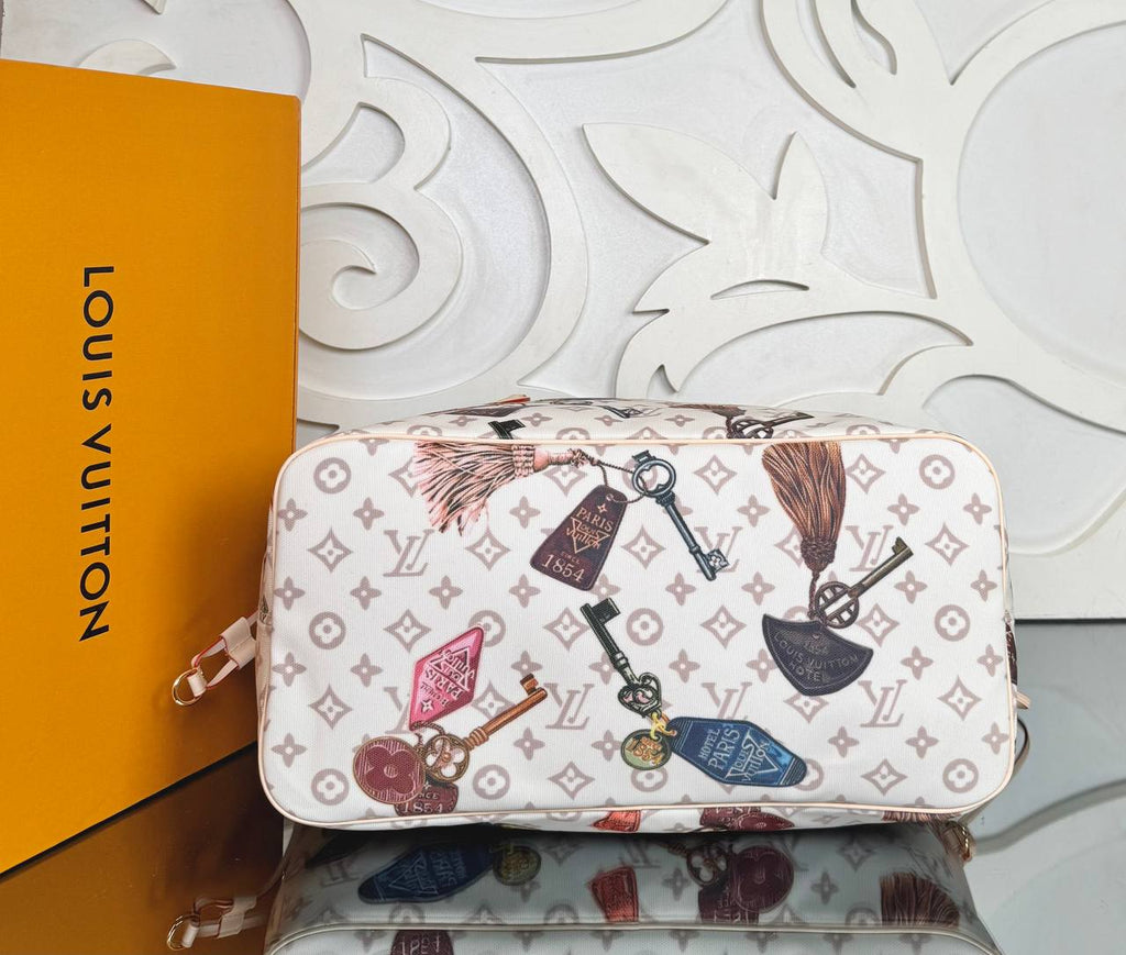 Louis Vuitton Neverfull GM
Limidet 1854 
910815 ⭐️