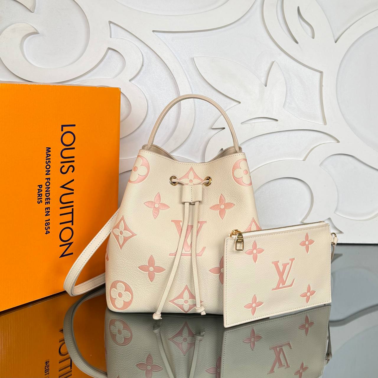 Louis Vuitton NeoNoe Bag

5759-1 ⭐️