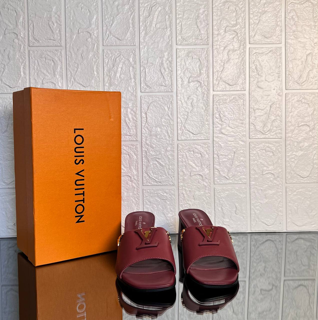 Louis Vuitton Mare Mule 8cm

911237 ⭐️
