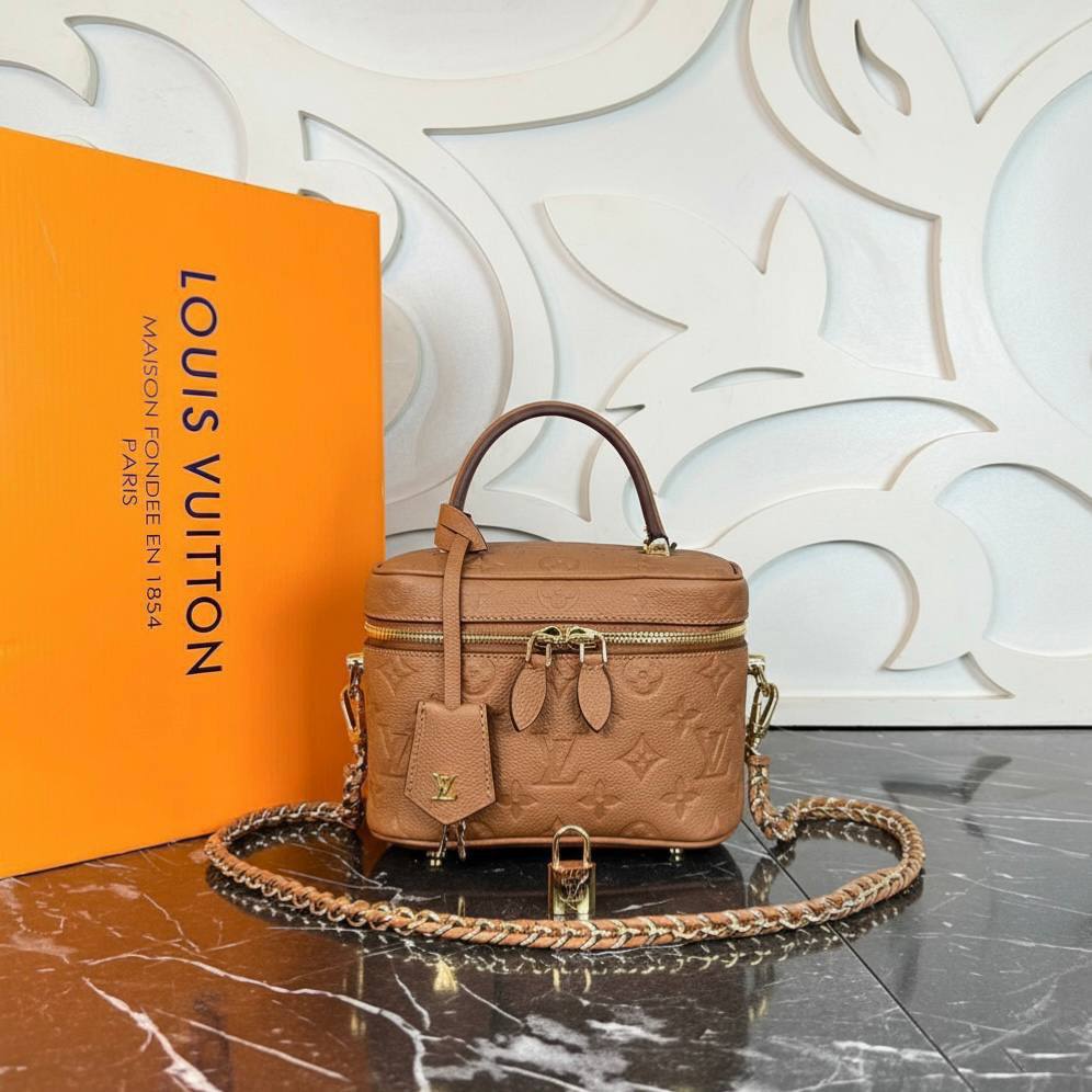 Louis Vuitton Vanity PM 

860-2 ⭐️