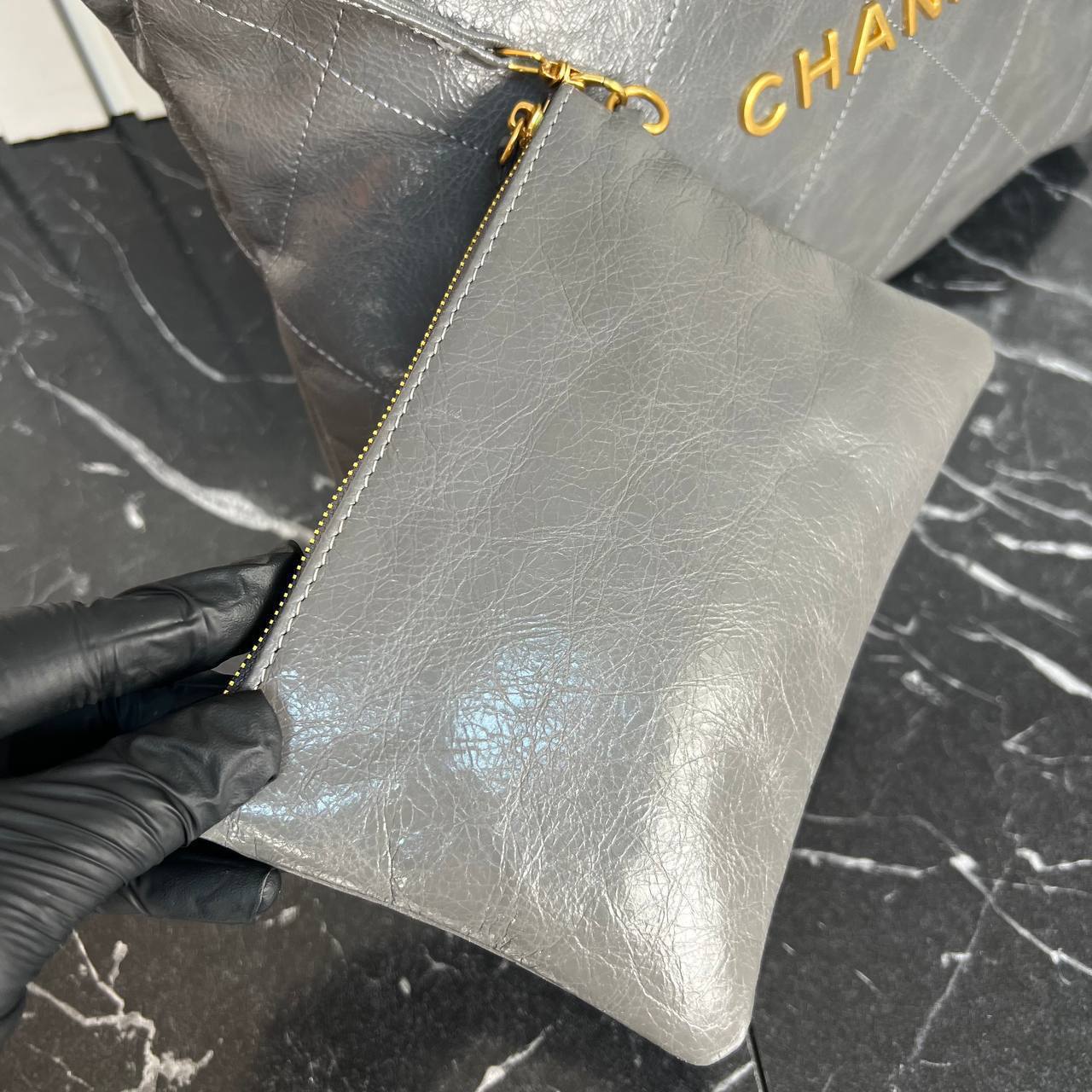 Chanel 22 Handbag

33x39 cm 
5648 ⭐️