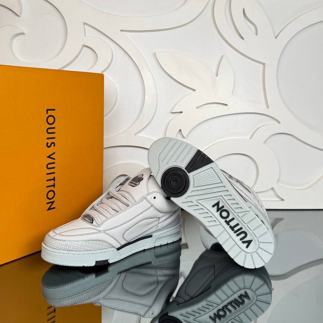 Louis Vuitton Skate Sneakers

3720-6 ⭐️