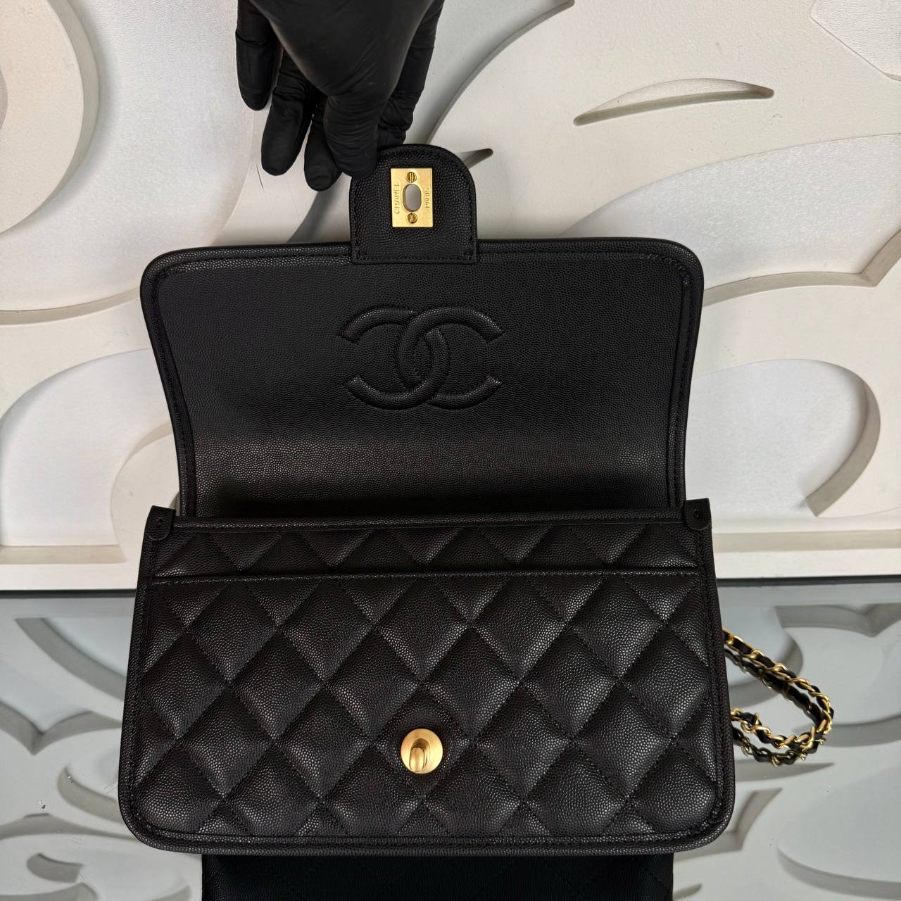 Chanel Medium Flap Bag

25x16 cm
910206 ⭐️
