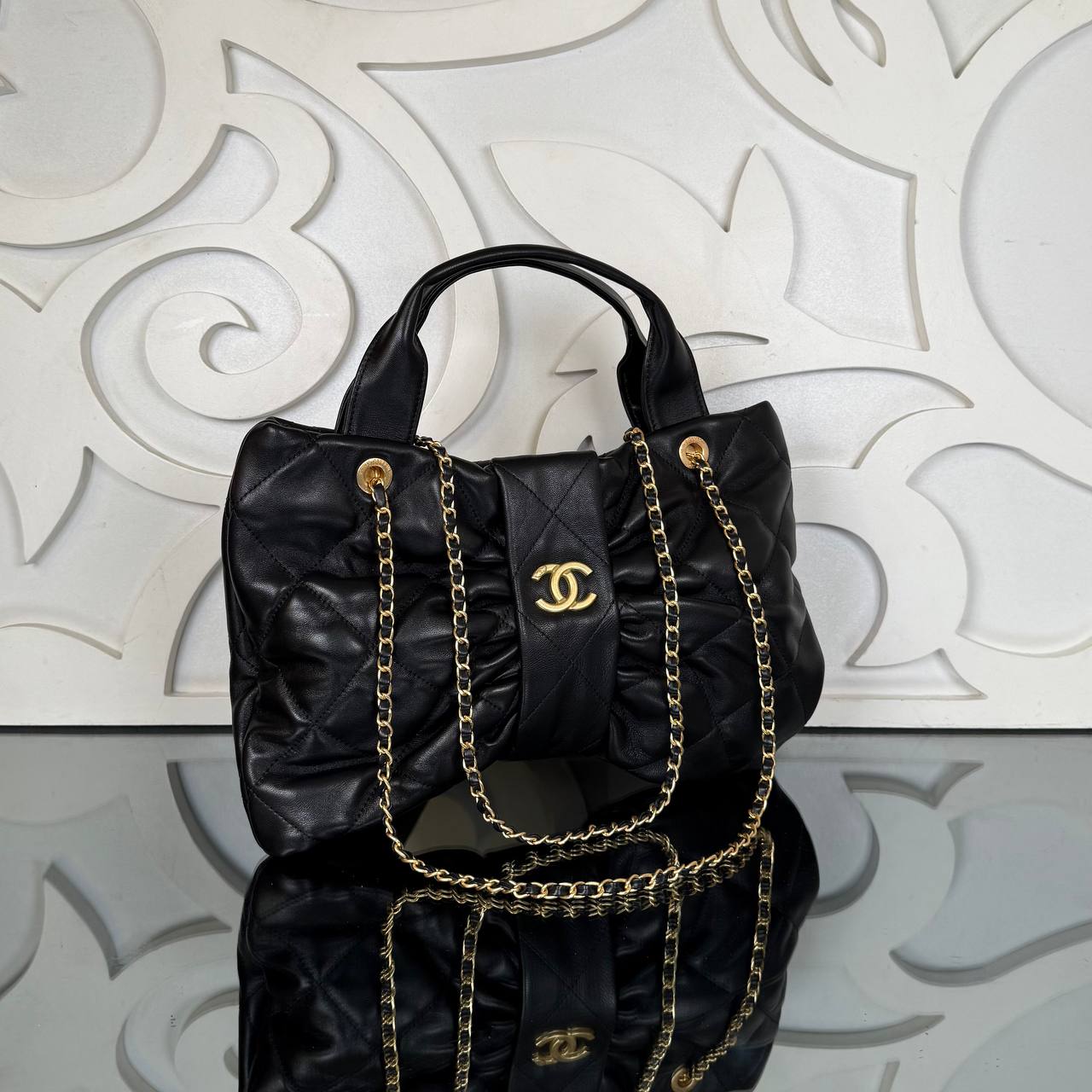 Chanel Bow Bag 

36x26 cm
910399 ⭐️